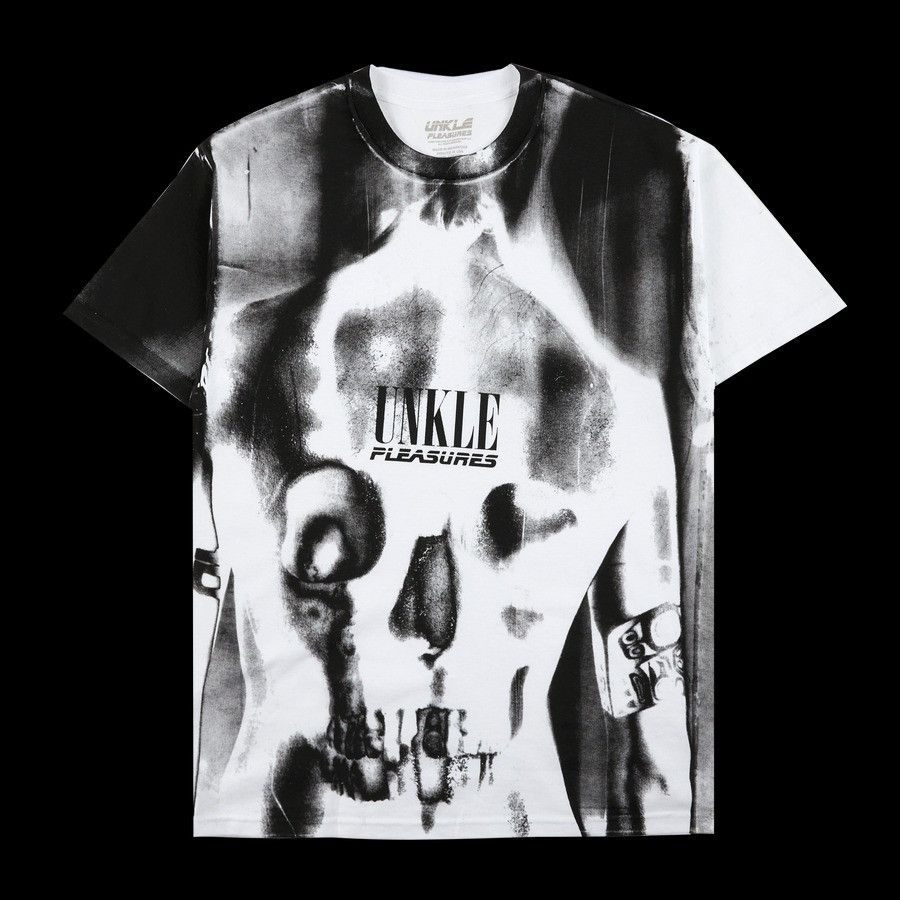 Pleasures Pleasures White Backpiece T-shirt Size M Size US M / EU 48-50 / 2 - 1 Thumbnail
