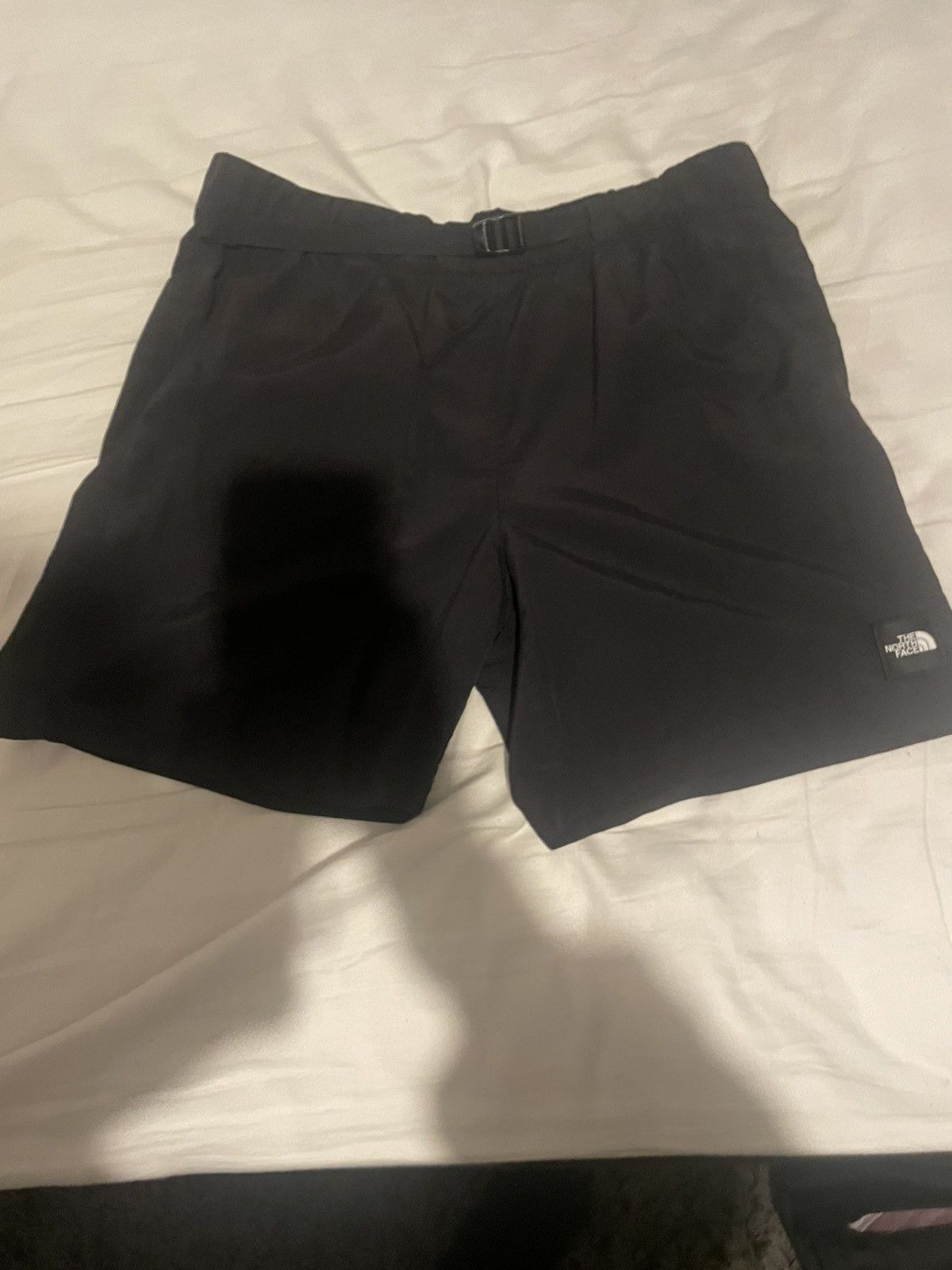 The North Face Black hommes north face shorts Size US 30 / EU 46 - 1 Thumbnail
