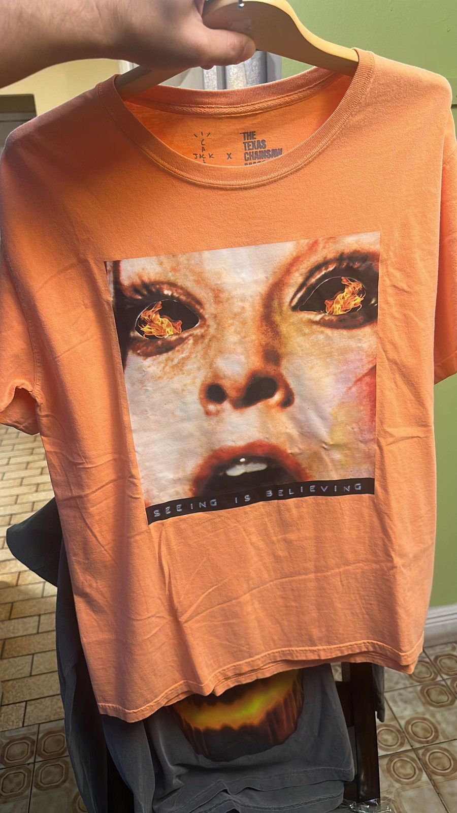 Travis Scott Halloween 2017 Texas Chainsaw Massacre Seeing Tee Size US L / EU 52-54 / 3 - 1 Thumbnail