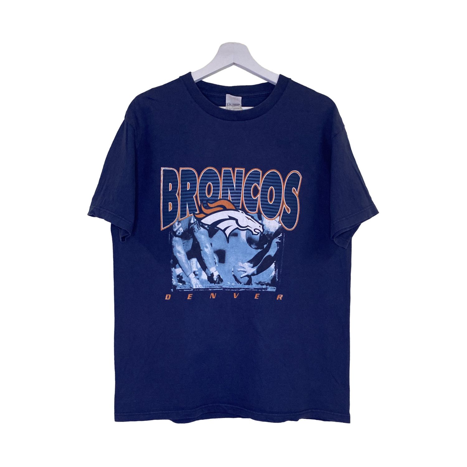 Vintage Vintage 90s Denver Broncos Gridiron Action T-Shirt Size US L / EU 52-54 / 3 - 1 Thumbnail