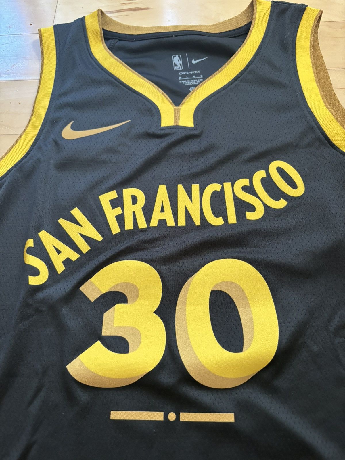 NBA Mens Steph Curry Golden State Warriors Jersey - Large Size US L / EU 52-54 / 3 - 2 Thumbnail