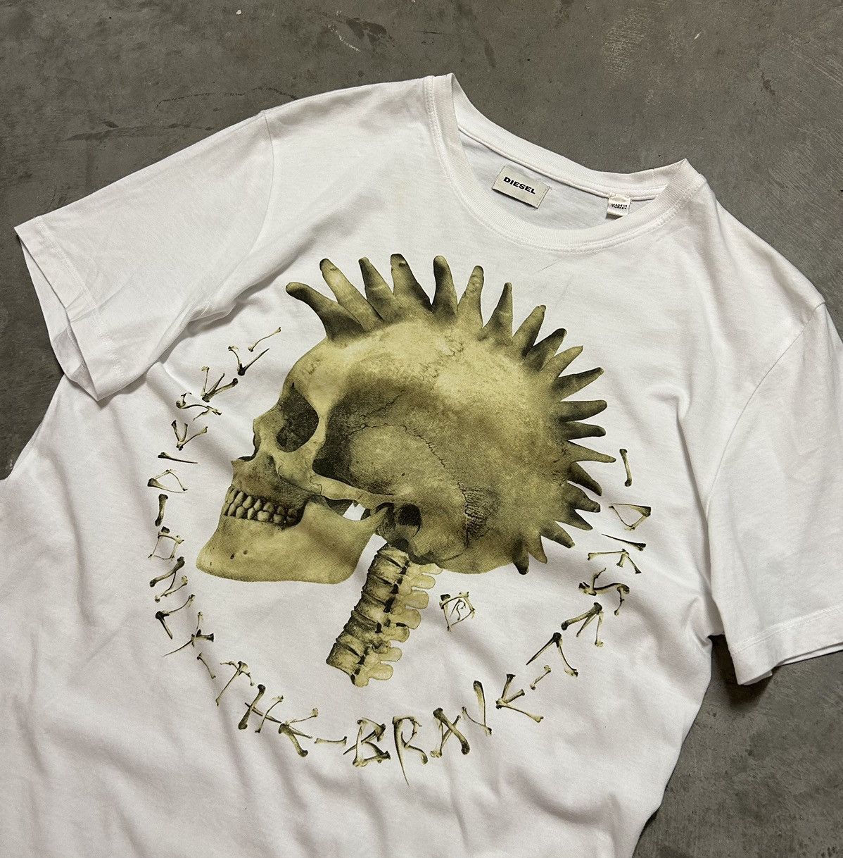 DIESEL - mohawk skull top