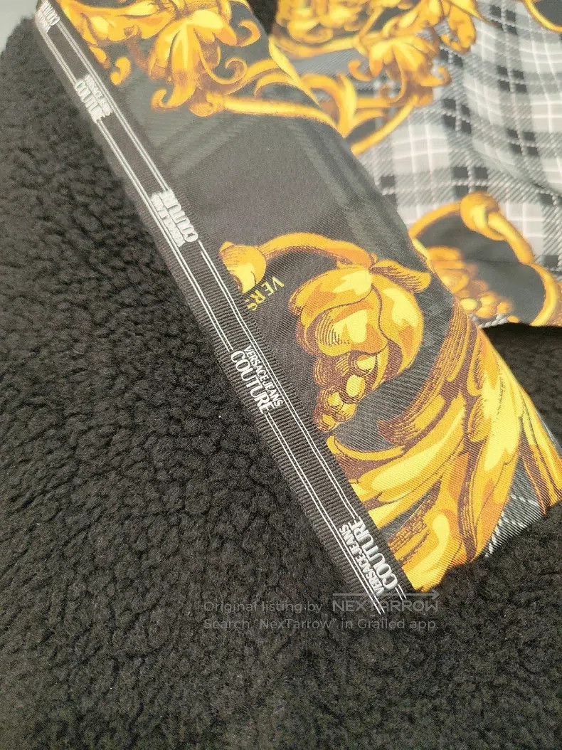 Versace Versace Lambswool padded coat Size US M / EU 48-50 / 2 - 5 Thumbnail