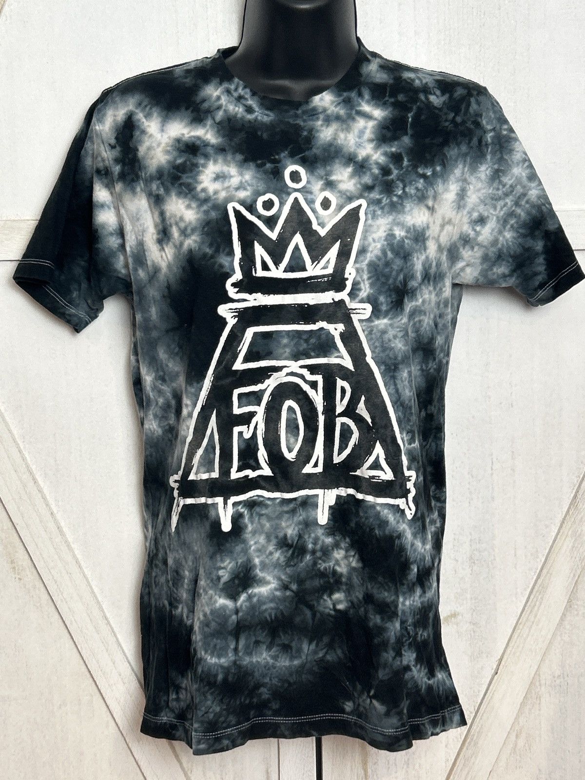 Other Fall Out Boy Women’s Small Tie-Dye Band T-Shirt Black Gray Size S / US 4 / IT 40 - 1 Thumbnail