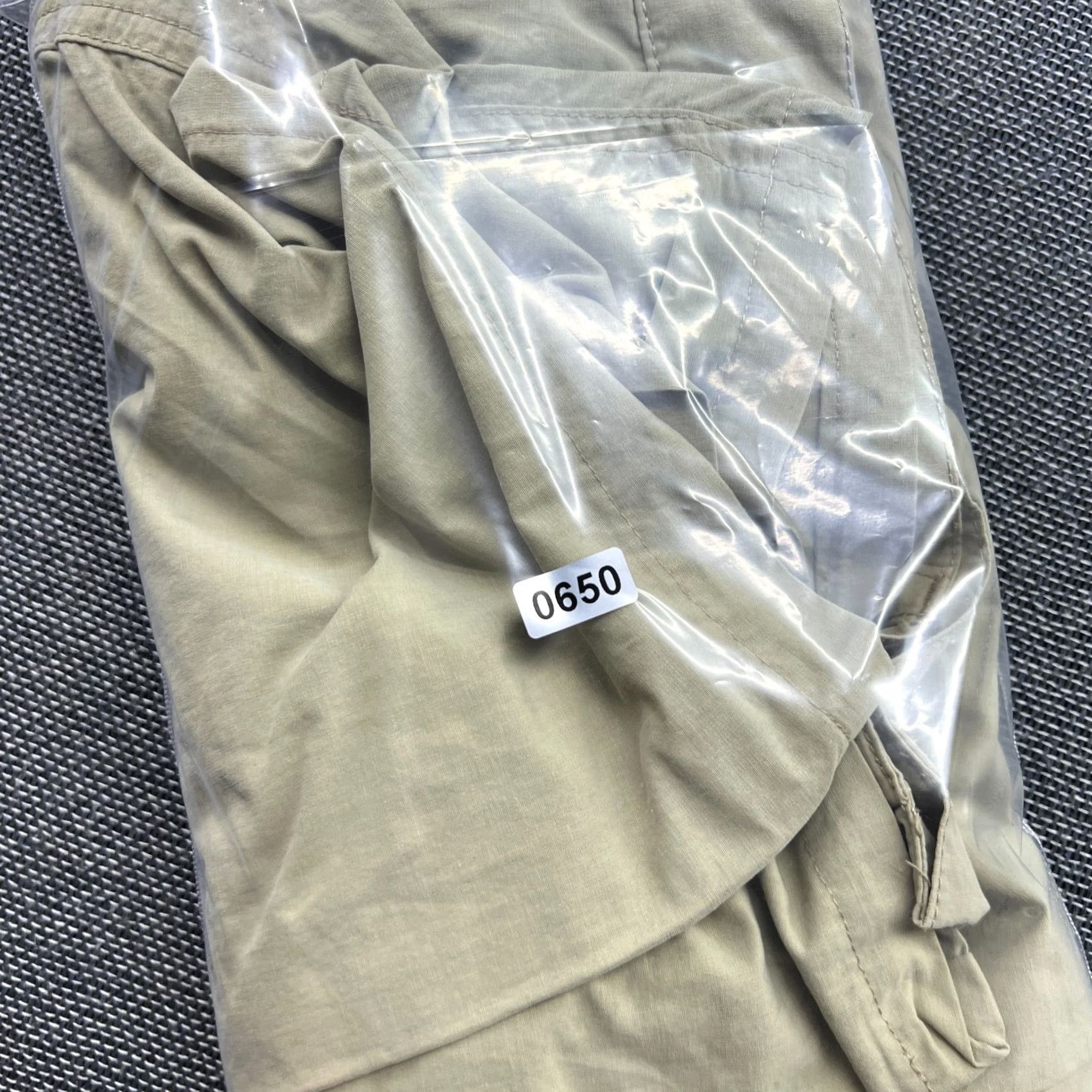 Vintage VINTAGE Fjallraven Zip Off Trousers Mens Pants Sz 50 Beige G-1000 Shorts Outdoor Track Pants Mens Size 50 Beige Size US 34 / EU 50 - 2 Thumbnail