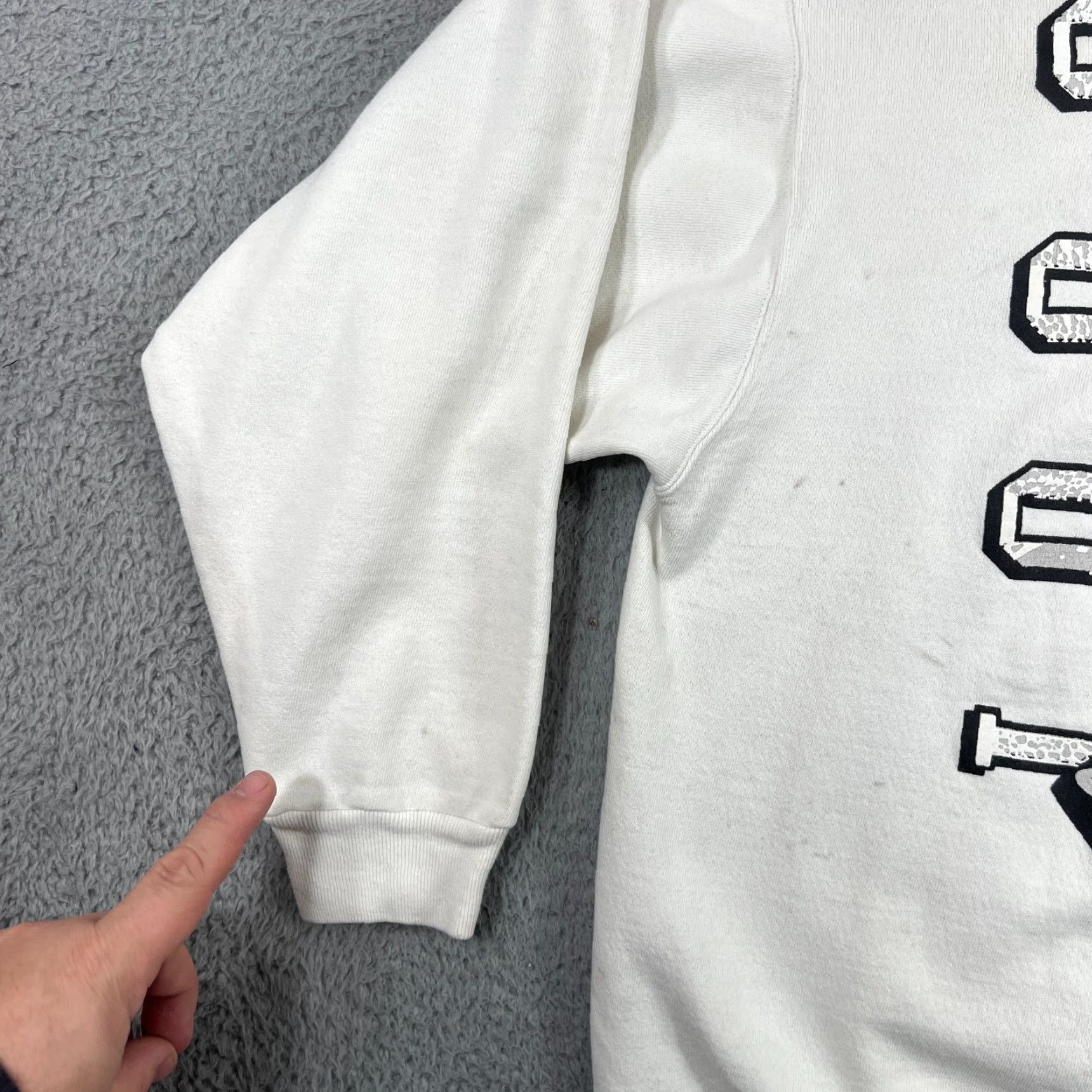 Nike VINTAGE 90s Nike Spellout Crewneck Sweatshirt XL White Just Do It Made in USA Mens Size US XL / EU 56 / 4 - 3 Thumbnail