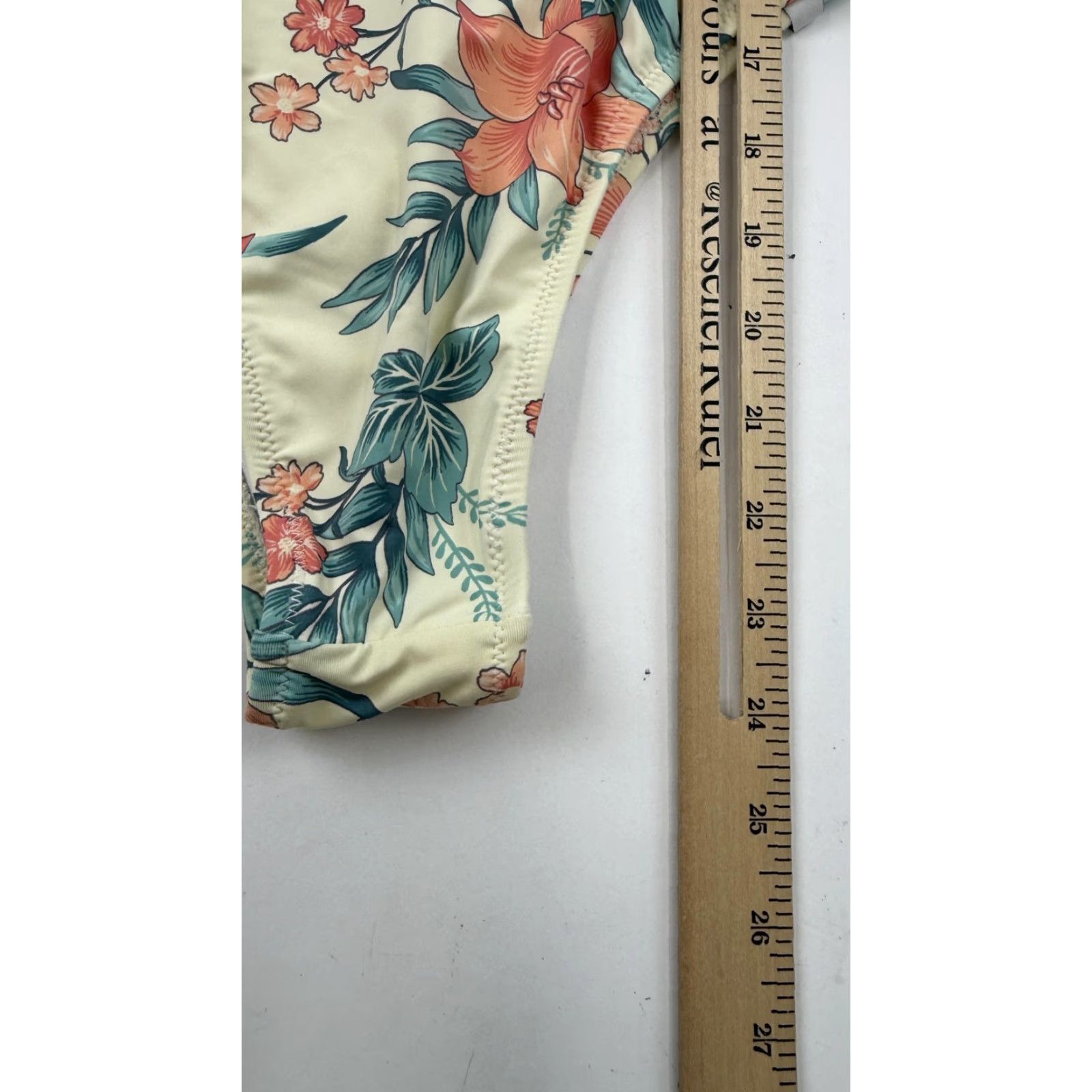 Rhythm Rhythm One Piece Swimsuit Womens Medium Yellow Floral Adjustable Straps Low Back Multicolor Floral _Lined_ 90s? Size ONE SIZE - 6 Thumbnail