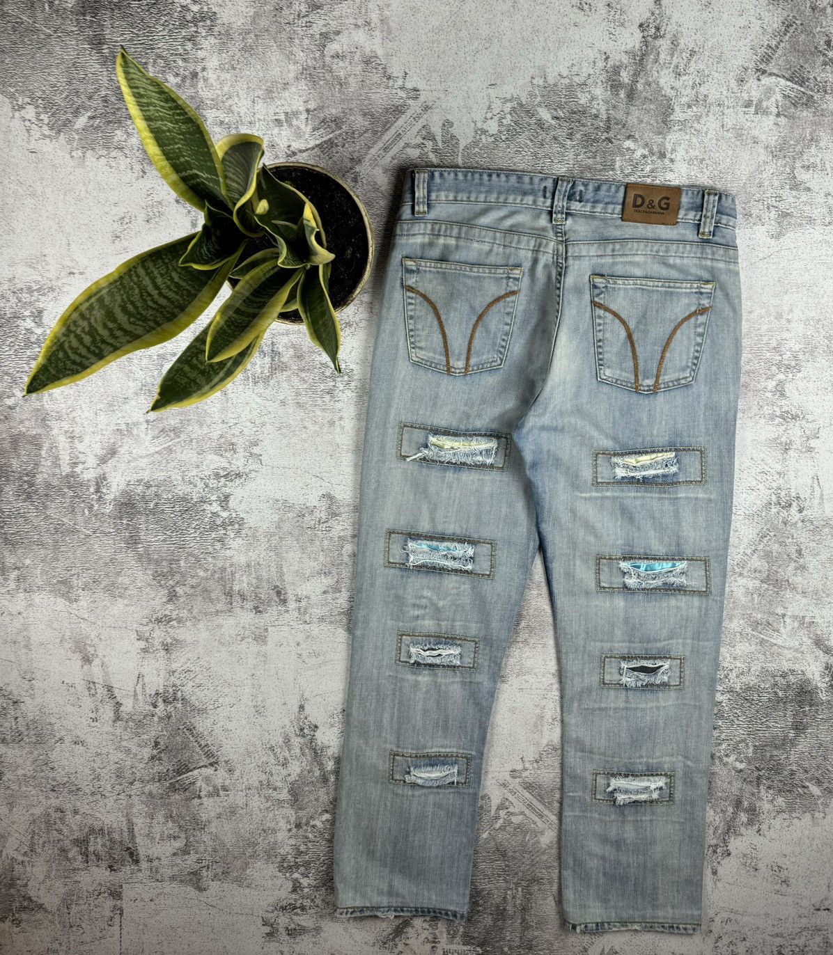 Dolce & Gabbana Dolce & Gabbana RARE D&G Patchwork Distressed Y2K Denim Jeans Size US 34 / EU 50 - 1 Thumbnail