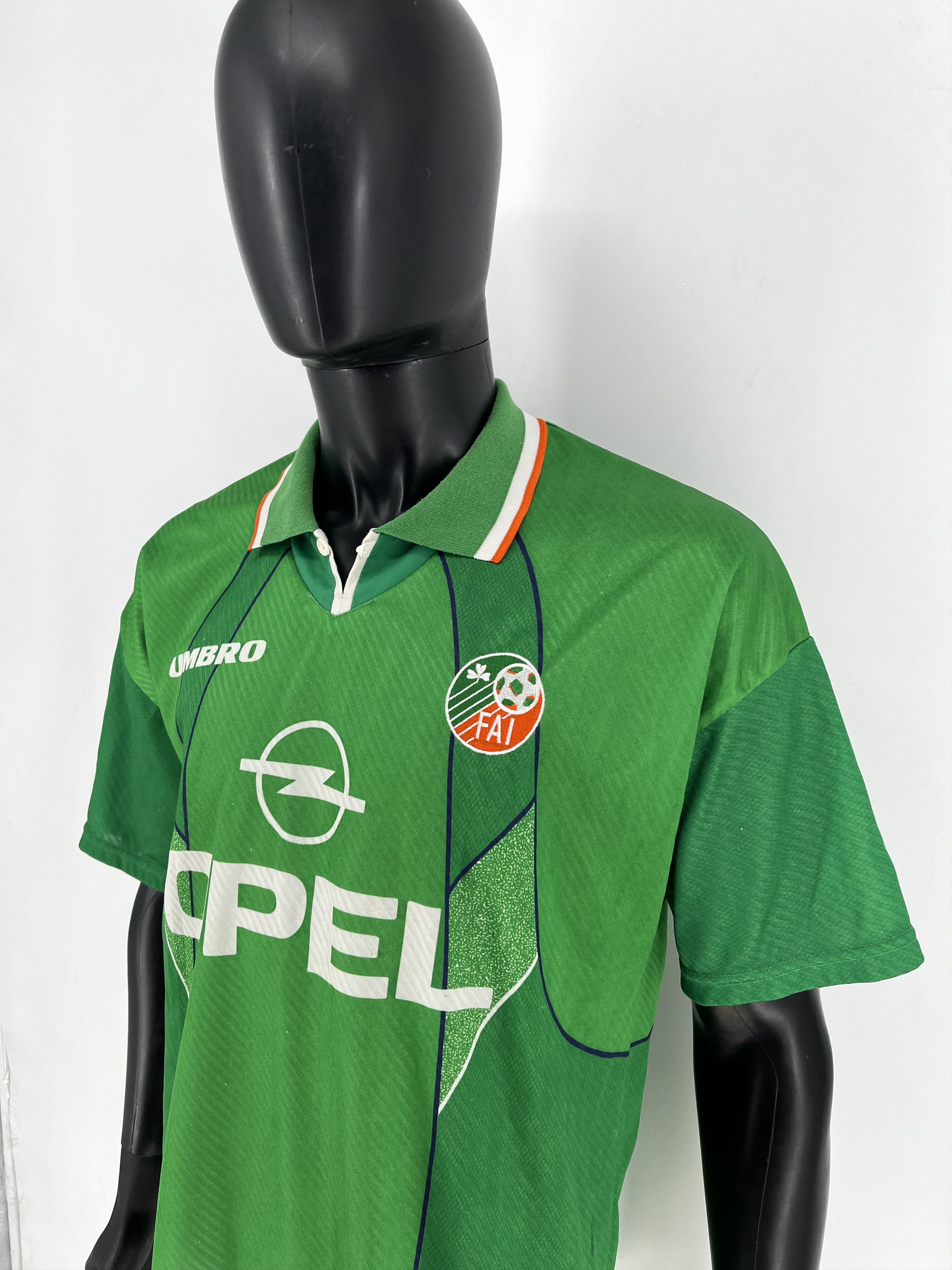 Other Ireland Home Football Shirt 1994/95 Adult Sz L Umbro Vintage Size US L / EU 52-54 / 3 - 12 Thumbnail