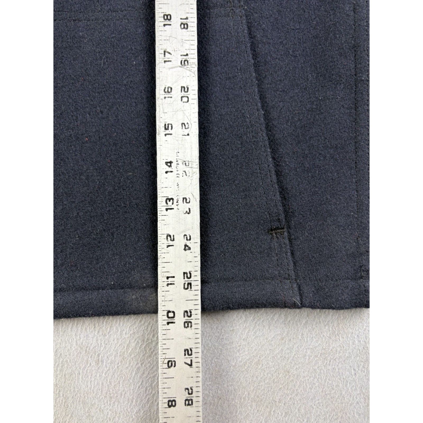 Filson VINTAGE Filson Vest Mackinaw Wool Dark Blue 46-48 USA Hunting 90s Mens Wool Knit Solid Pockets Jacket/Coat Length Mid-Length Outdoor Workwear Size US M / EU 48-50 / 2 - 8 Thumbnail