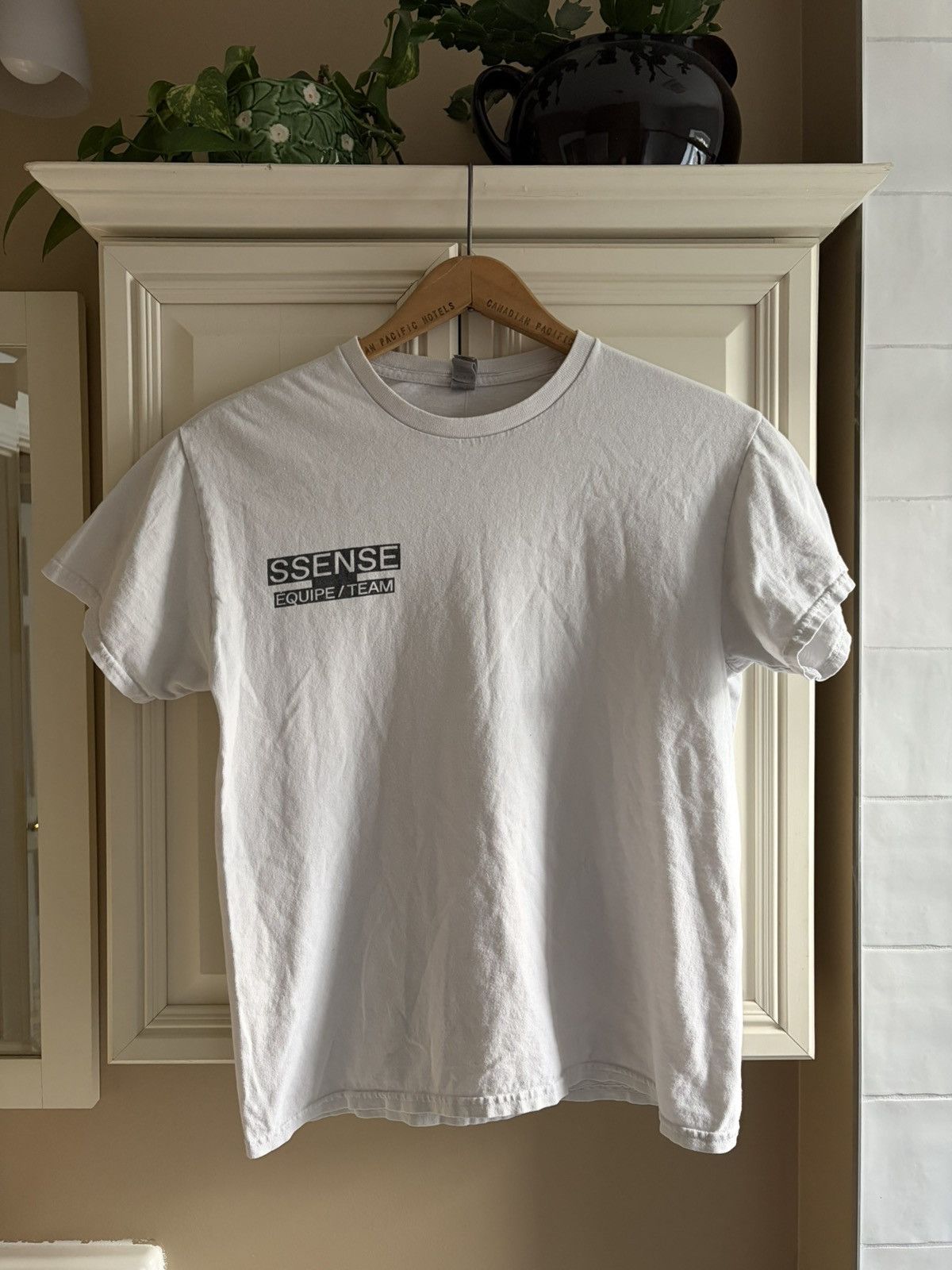 SSENSE SSENSE Team Employee Tee Shirt Size US M / EU 48-50 / 2 - 1 Thumbnail