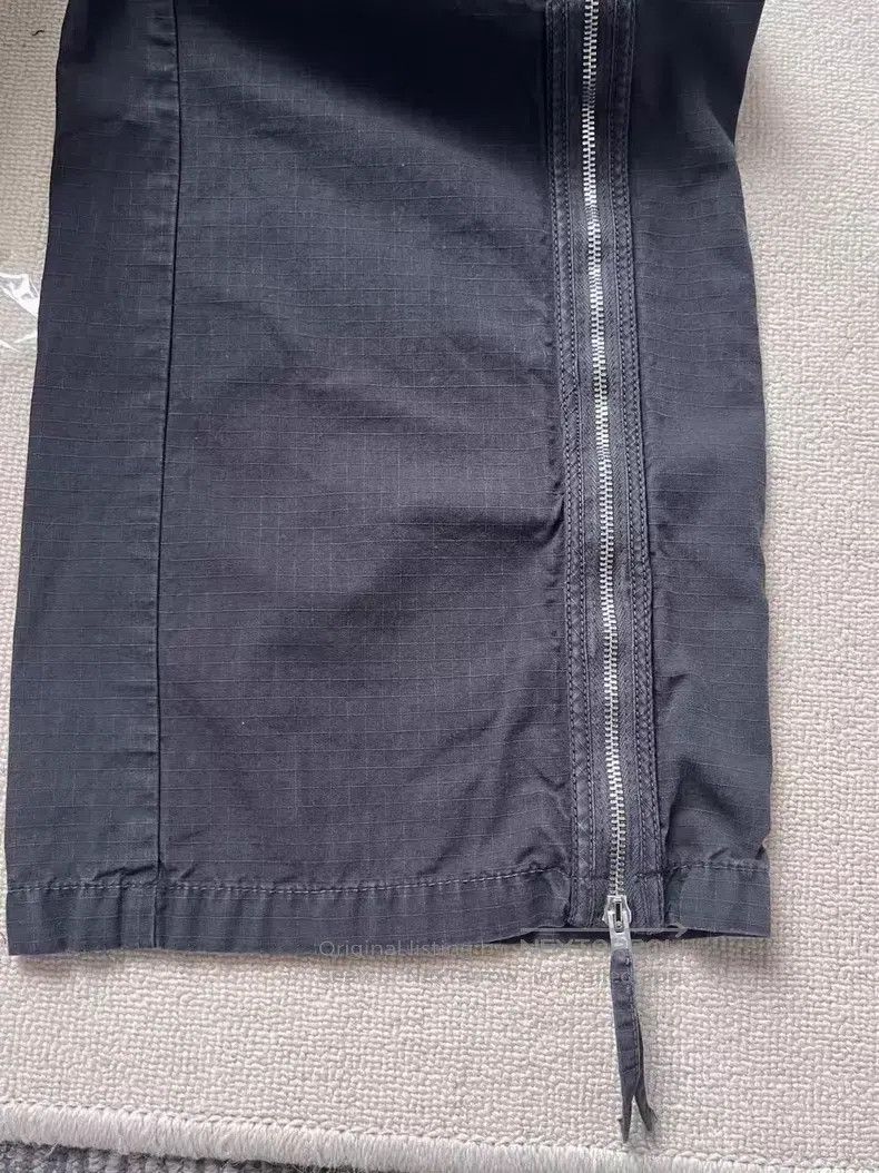 Acne Studios Acne Studios Solid Color Front Zip Cargo High Rise Casual Size 42" / US 20 - 4 Thumbnail