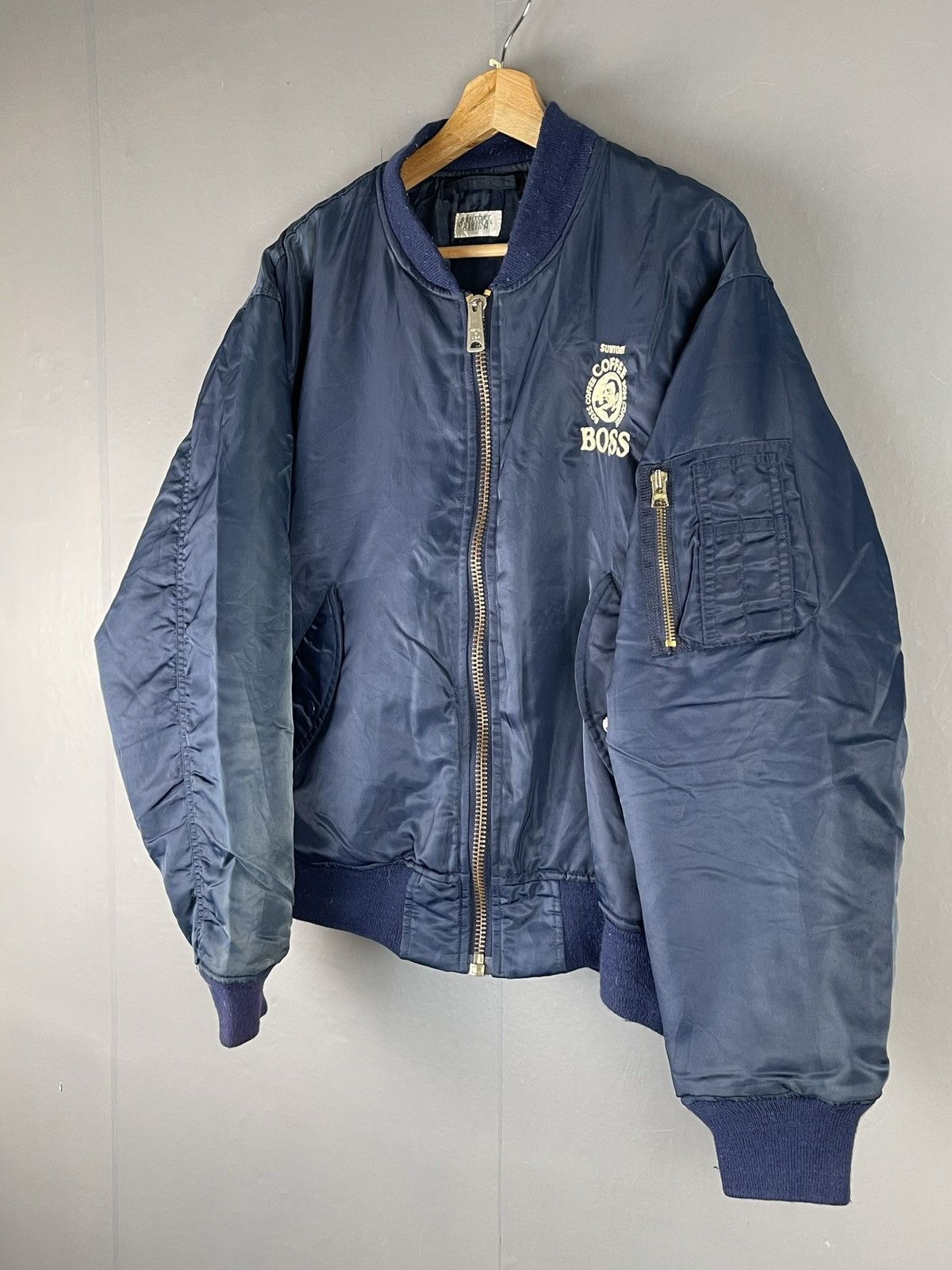 Japanese Brand × Vintage Vintage Suntory Boss Coffe Big Logo Embroidery Bomber Jacker Size US M / EU 48-50 / 2 - 5 Thumbnail
