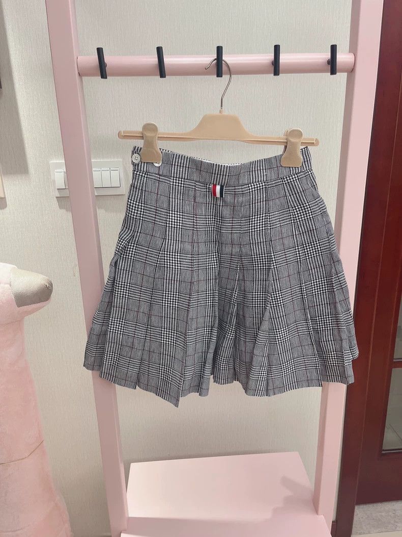 Thom Browne Thom Browne A half-length skirt Size 25" / US 0 / IT 36 - 5 Thumbnail