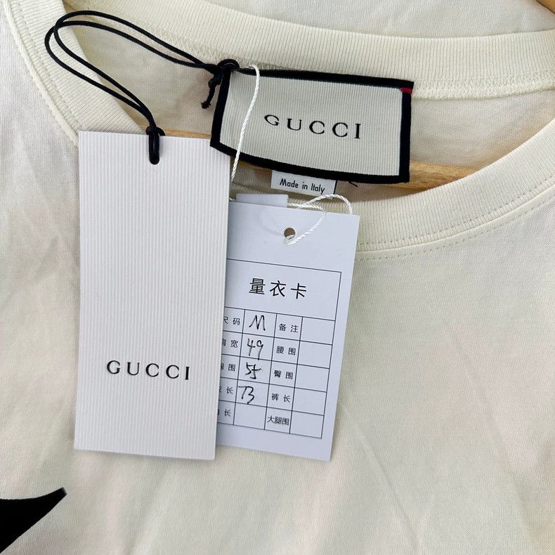 Gucci GucciGuccy series letter print round neck loose beige short Size US M / EU 48-50 / 2 - 5 Thumbnail