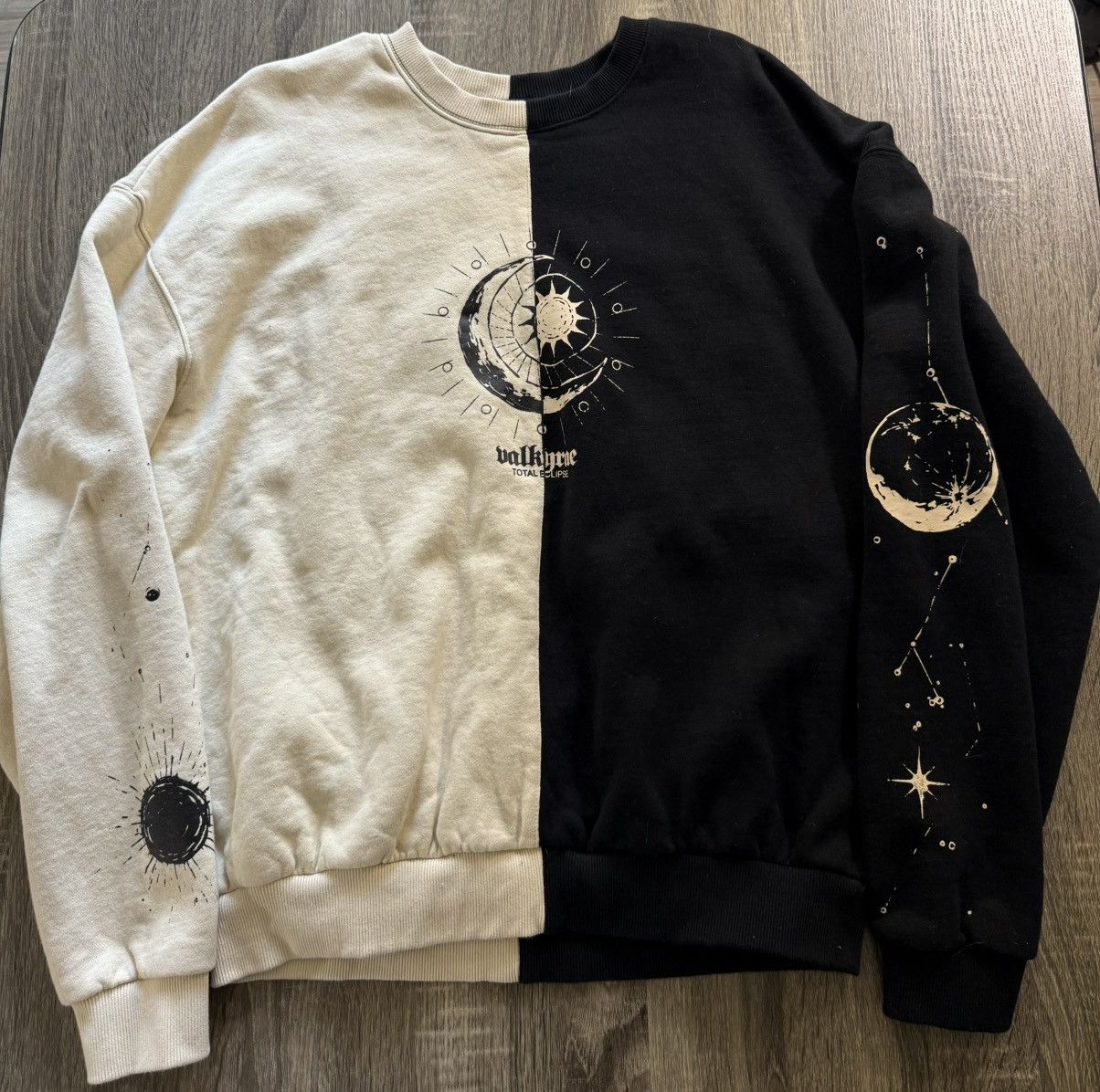 Other Valkyrae Total Eclipse Sweatshirt Size US M / EU 48-50 / 2 - 1 Thumbnail