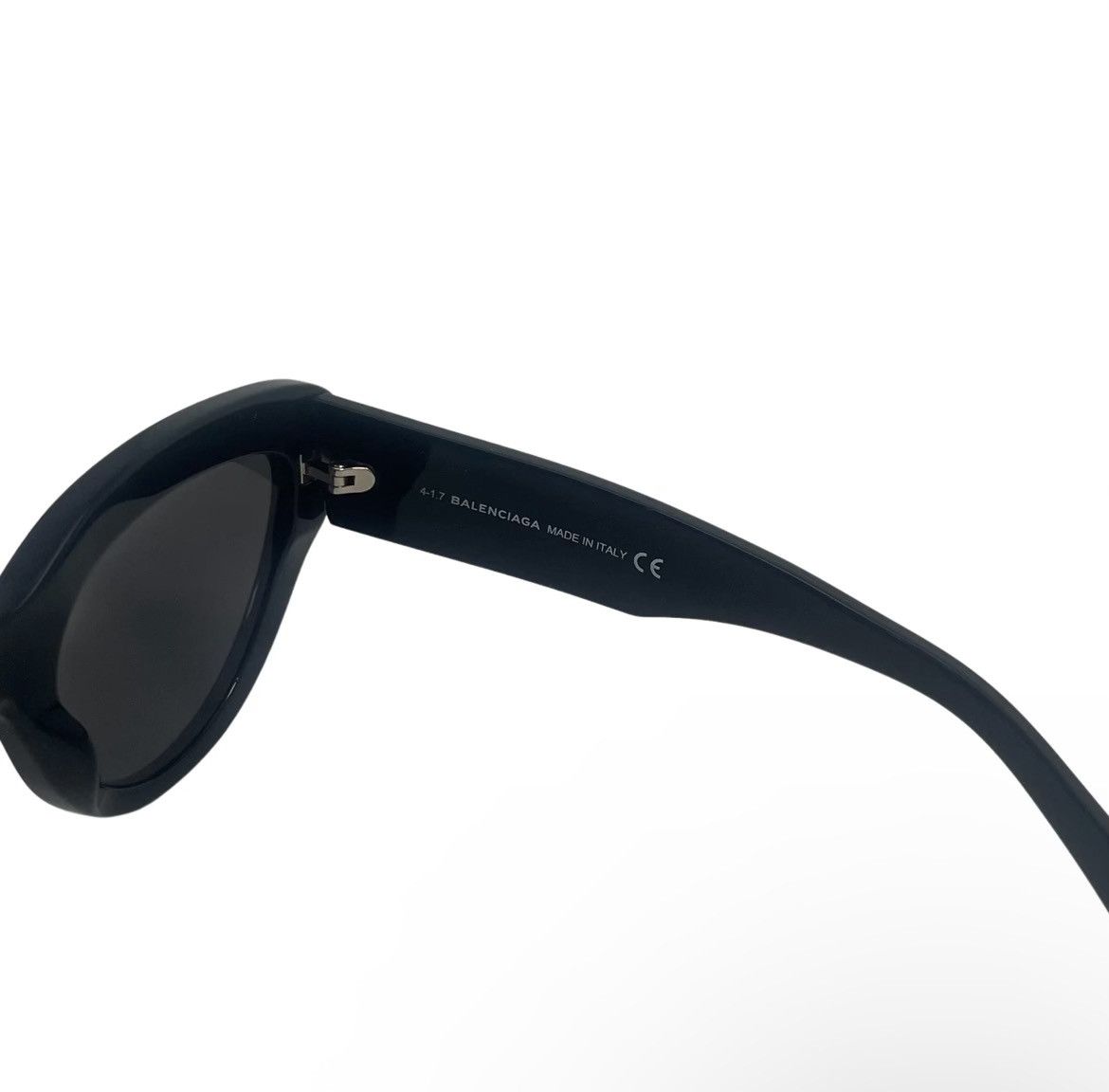 Balenciaga Balenciaga Logomania Cat Eye Sunglasses Size ONE SIZE - 5 Thumbnail
