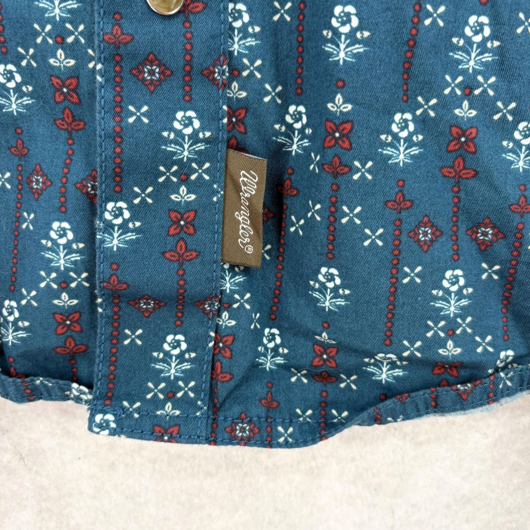 Wrangler Wrangler Retro Shirt Mens Large Blue Floral Long Sleeve Snap Up Western Cowboy Size US L / EU 52-54 / 3 - 5 Thumbnail
