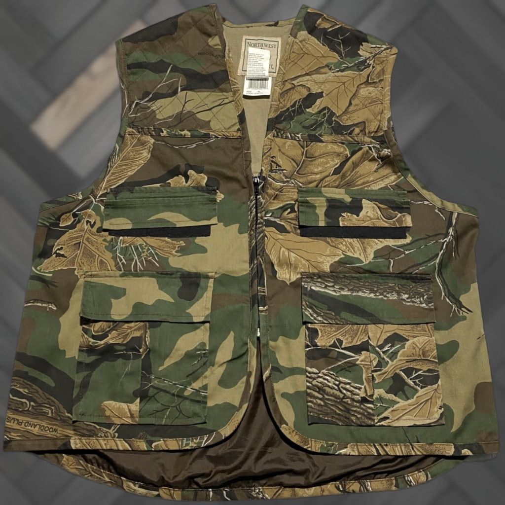 Vintage Northwest Territory Hunting Vest Mens Medium Camo Outdoor Game Bag Pockets Nylon Vest Size US M / EU 48-50 / 2 - 1 Thumbnail