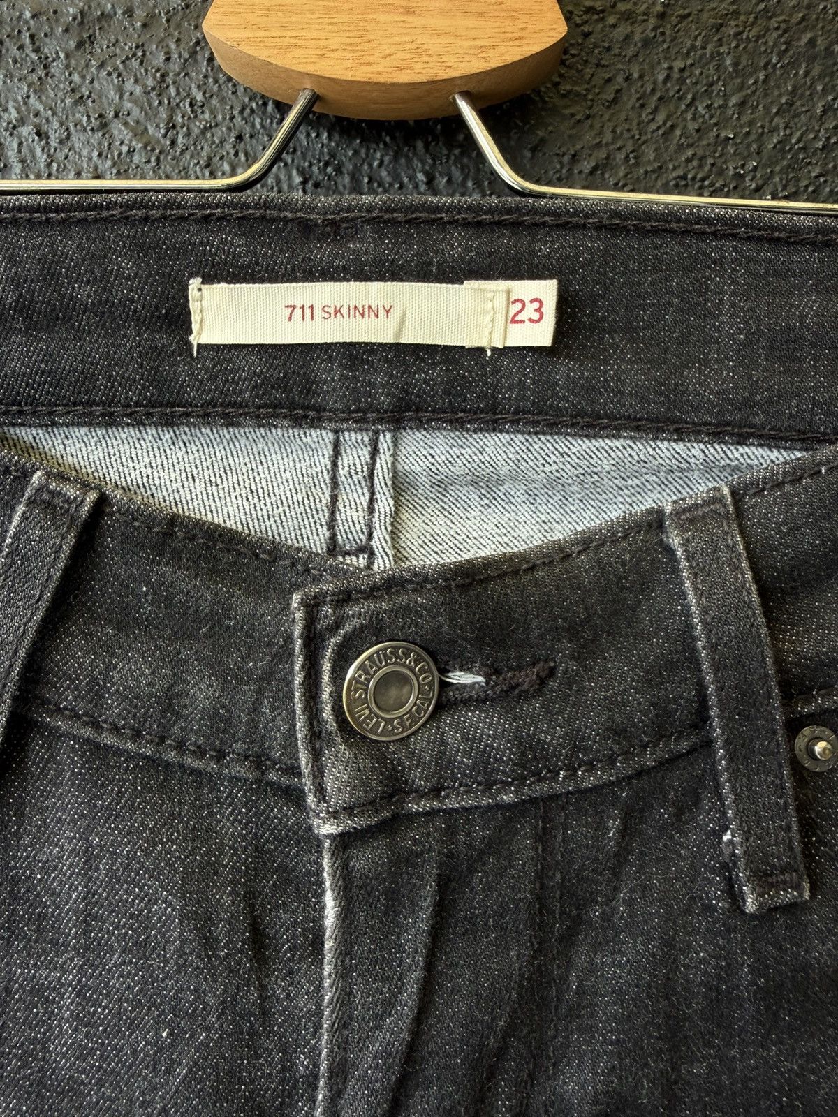 Levi's Classic Levi's 711 Skinny Jeans Dark Indigo Stretch Size 27" / US 4 / IT 40 - 5 Thumbnail