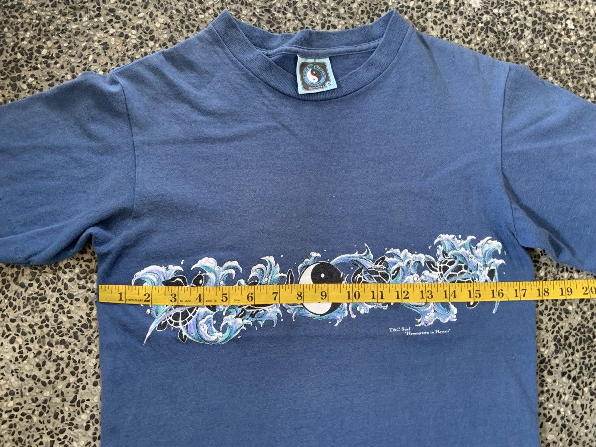 Vintage Vintage 90s T&C Hawaii Surfboards / Surfing / Surf T shirt Size US S / EU 44-46 / 1 - 9 Thumbnail