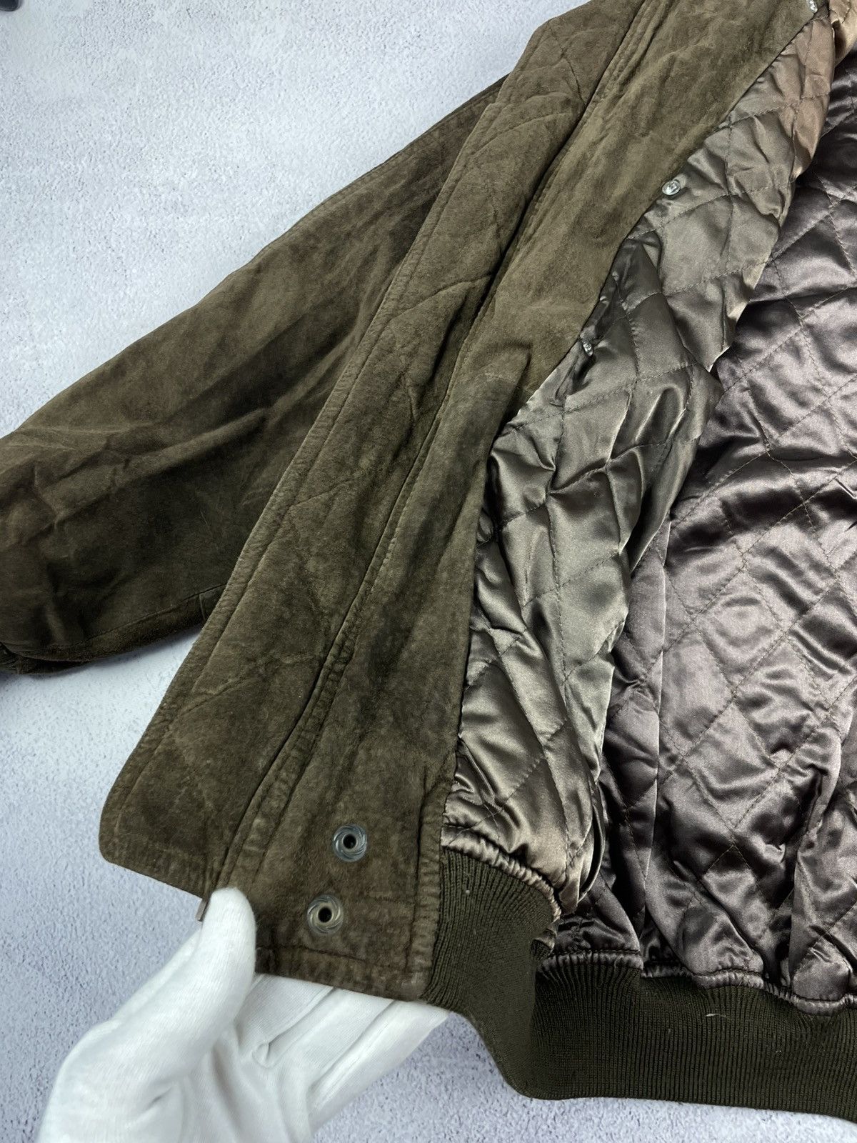 Chevignon × Vintage Chevignon Suede Bomber Jacket Clifford Office Ontario Canada Size US M / EU 48-50 / 2 - 21 Thumbnail