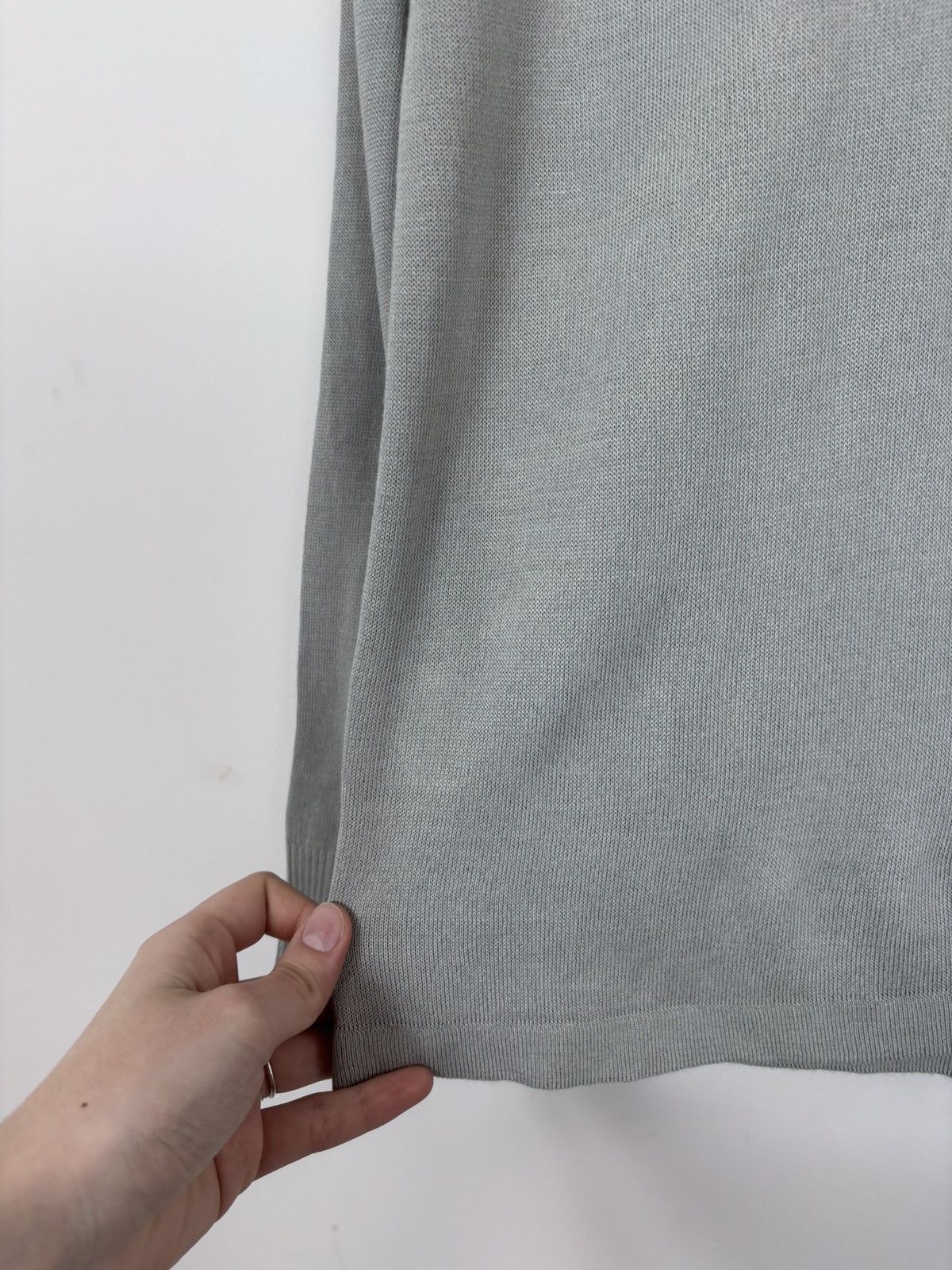 Burberry Burberry London Men’s Grey Viscose Blend V-Neck Sweater Size US M / EU 48-50 / 2 - 19 Thumbnail