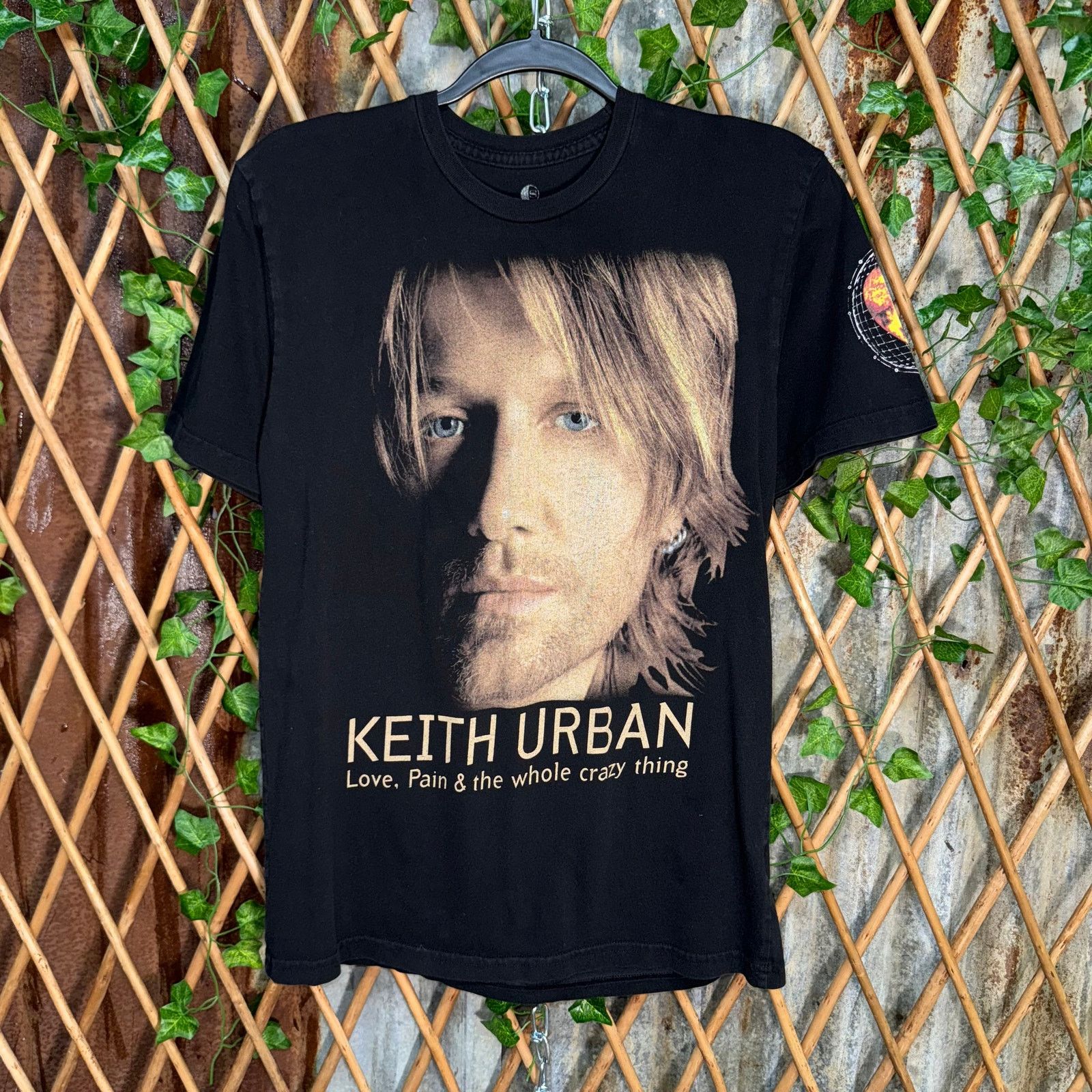 Vintage Vintage Y2K Keith Urban singer 00s world tour concert tshirt Size US S / EU 44-46 / 1 - 1 Thumbnail