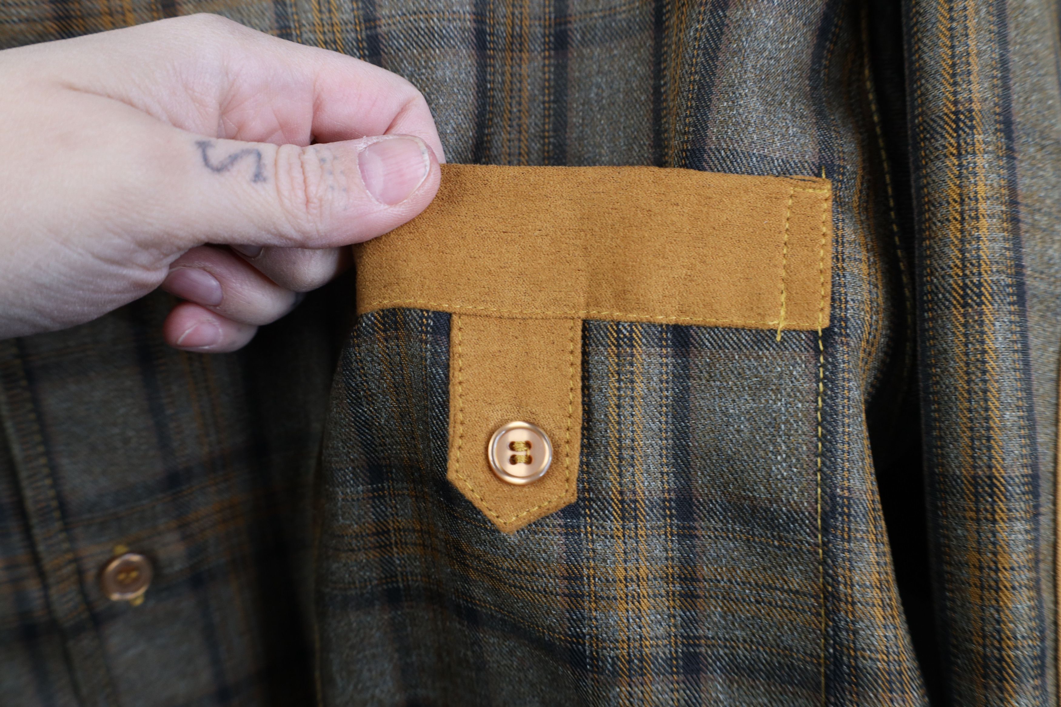 Vintage Vintage 90s Streetwear Rodeo Cowboy Button Shirt Brown Plaid Size US M / EU 48-50 / 2 - 9 Thumbnail