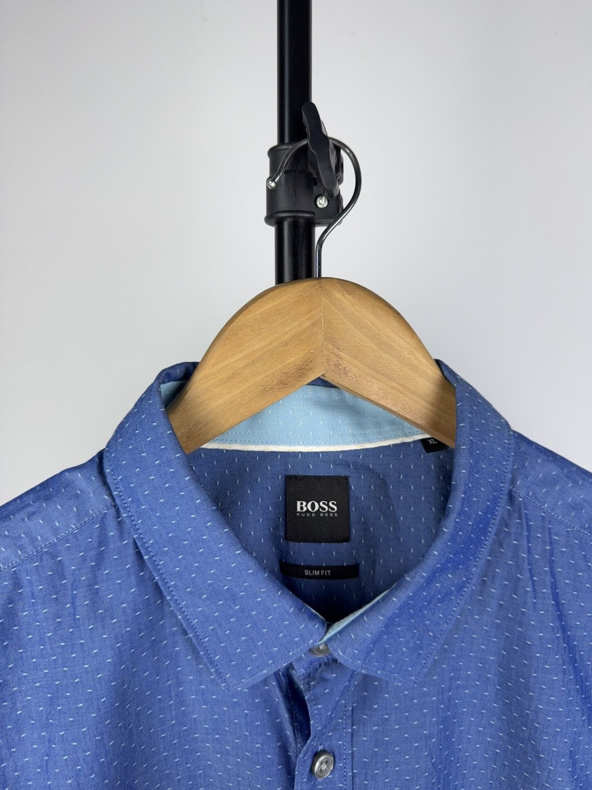 Designer × Hugo Boss Hugo Boss Blue Slim Fit Dress Shirt Micro Dot XL Size US XL / EU 56 / 4 - 4 Thumbnail