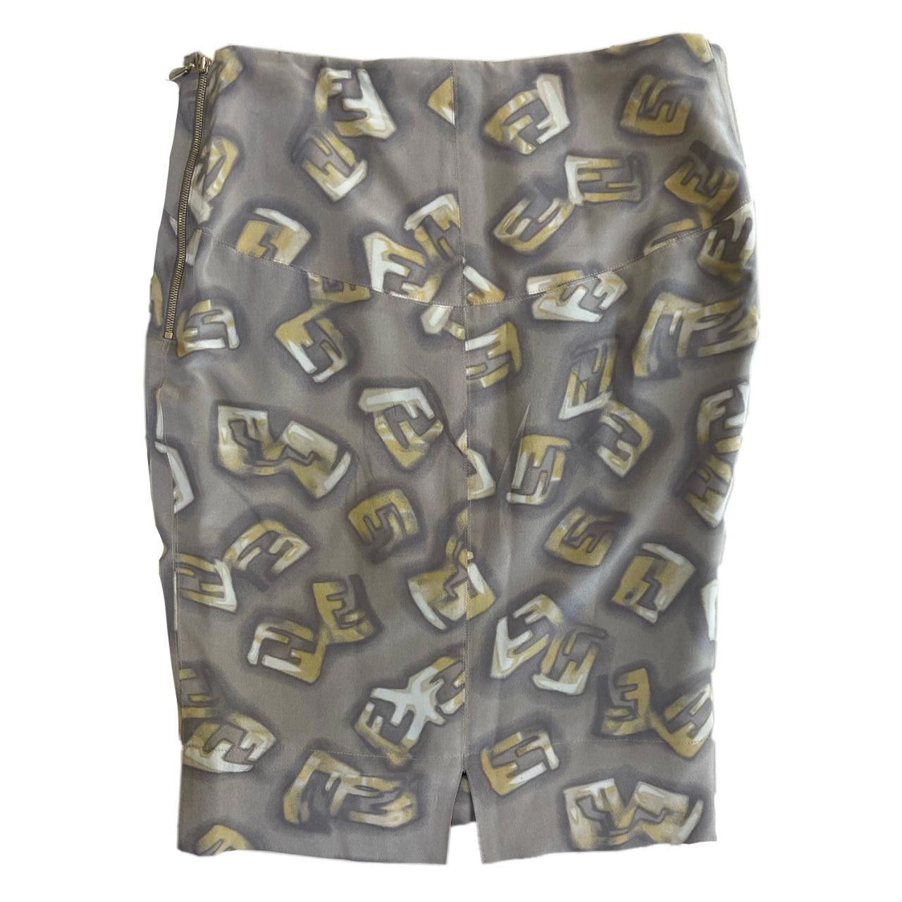Fendi Fendi Graffiti Logo Pencil Midi Skirt Size 28" / US 6 / IT 42 - 3 Thumbnail