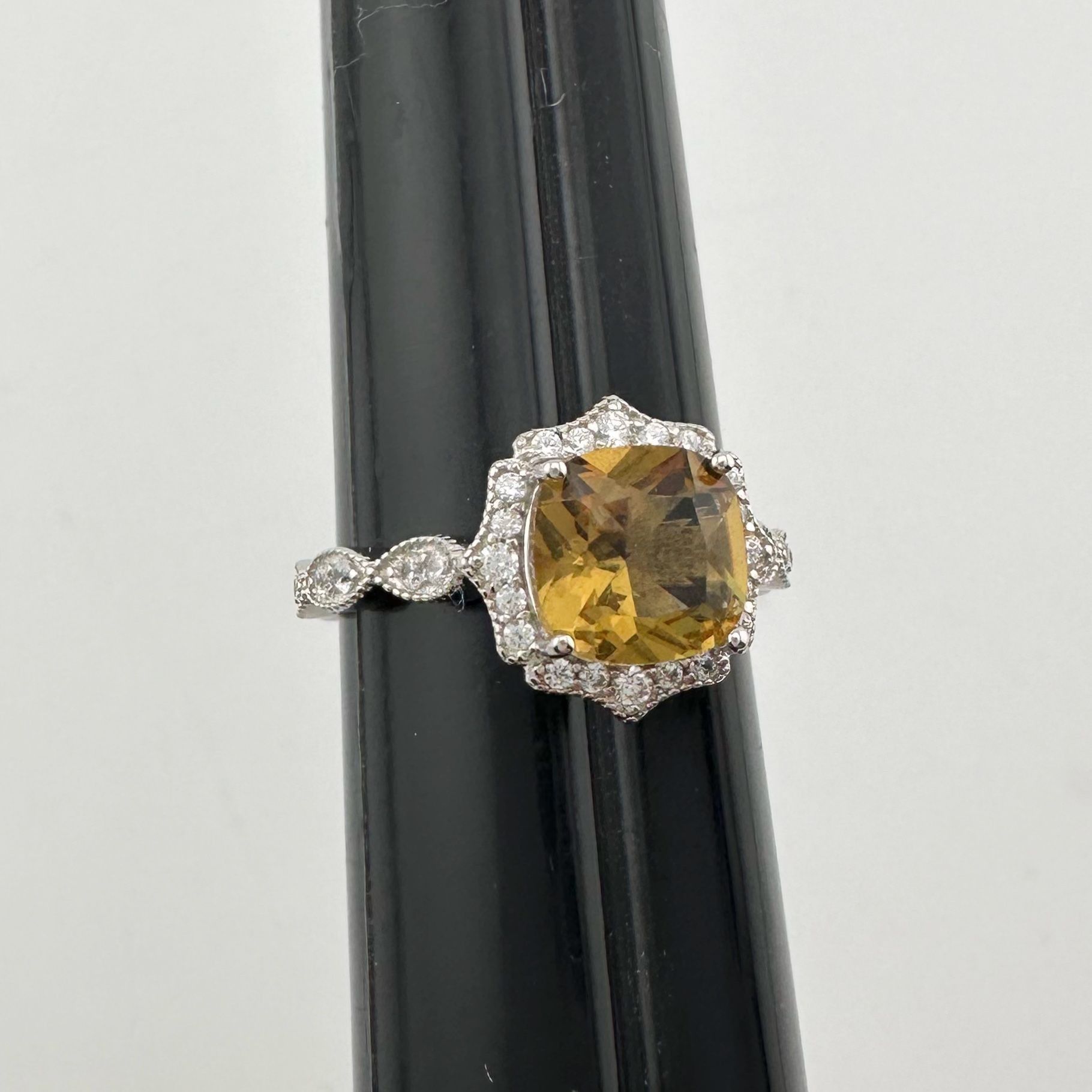 Other Pretty and Petite Antique Style Lab Created Sultanite Ring S Size ONE SIZE - 14 Thumbnail