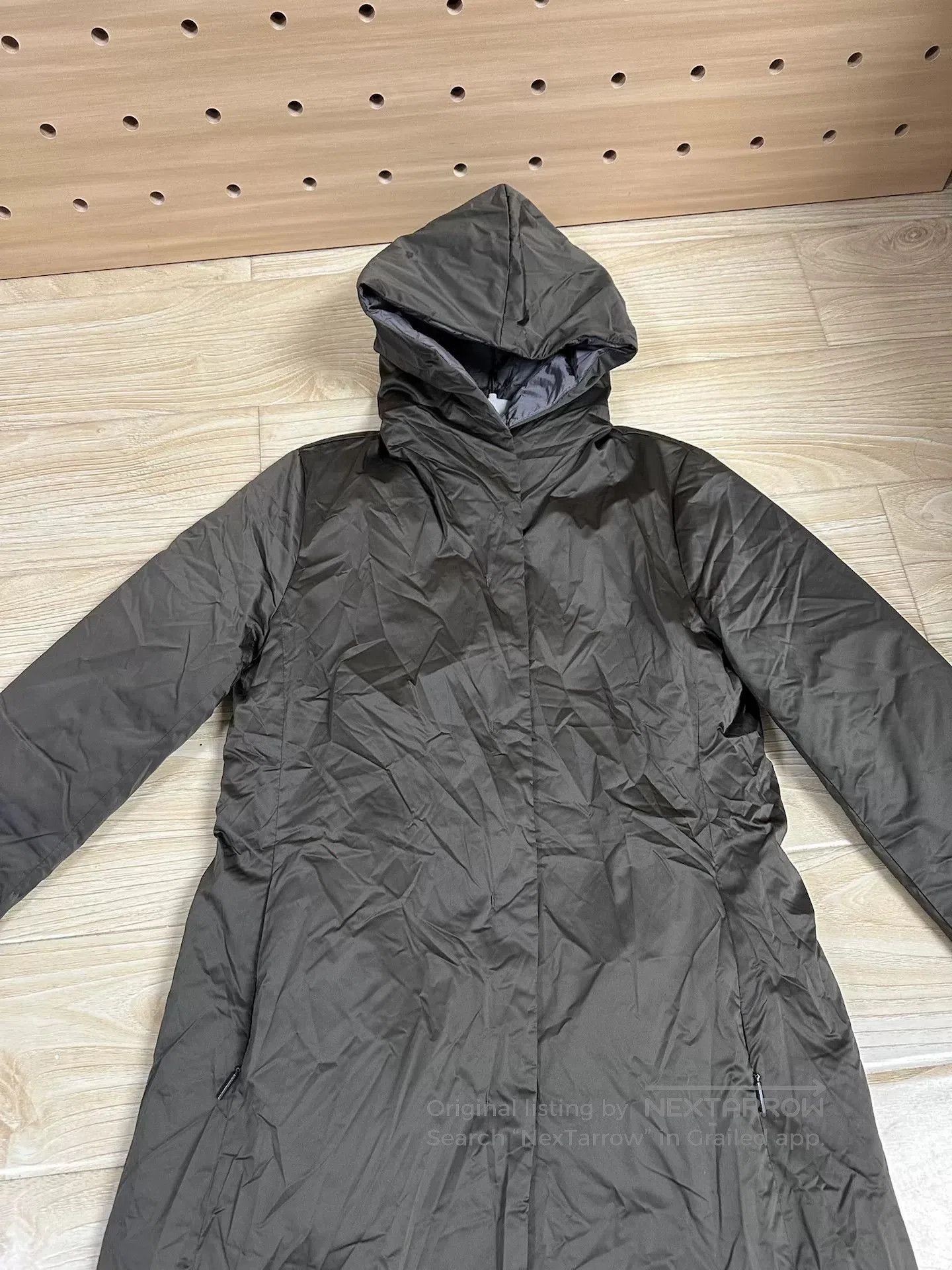 Max Mara Double-Faced Down Jacket with Belt. Size M / US 6-8 / IT 42-44 - 1 Thumbnail