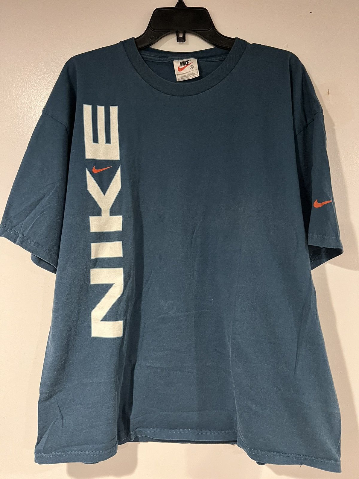 Vintage Nike Shirts
 Nike Vintage Nike shirt