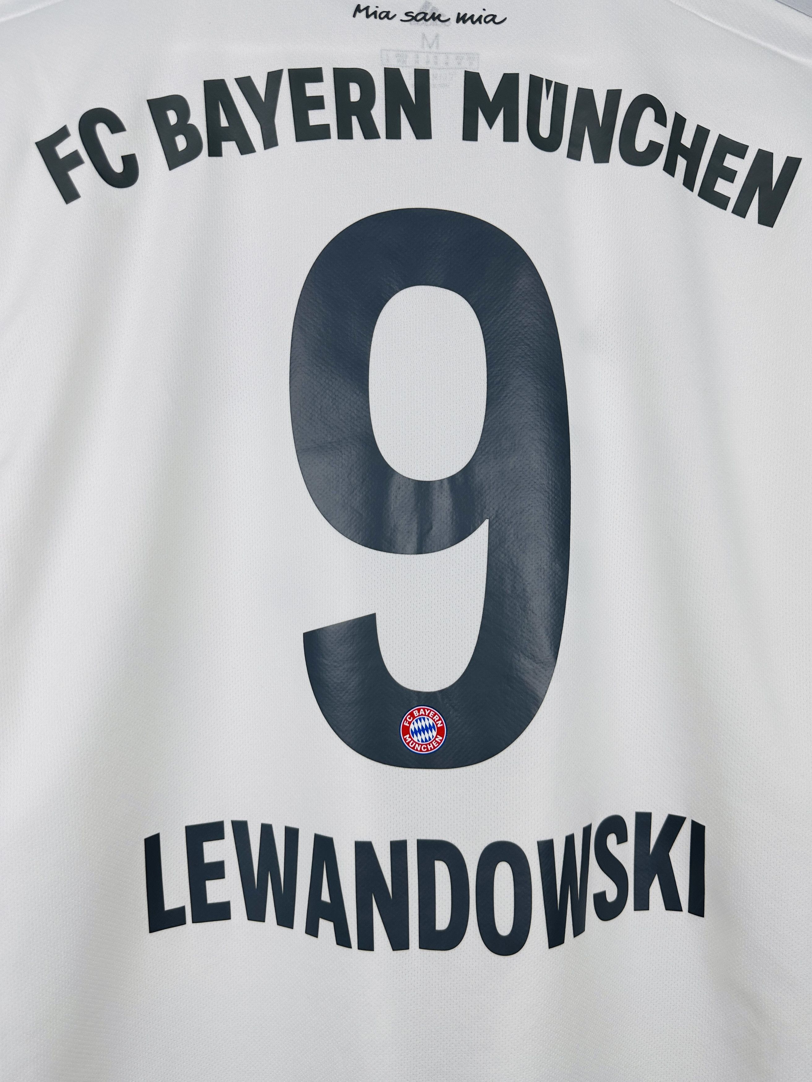 Adidas #9 Lewandowski Bayern Munich Bavaria Munchen Football Shirt Size US M / EU 48-50 / 2 - 6 Thumbnail