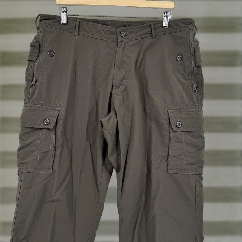 Vintage Clothing Arts Pants Cargo Men's 38x30 Gray Nylon Zip Pockets Hiking Cargo Pocket Slash Pocket Army Military Style Workwear Casual Travel Size US 38 / EU 54 - 1 Thumbnail