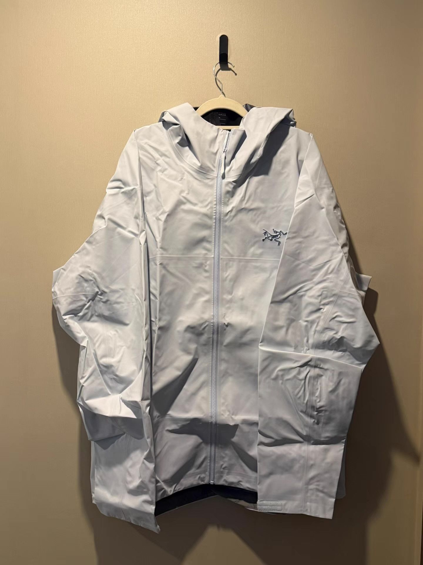 Arc'teryx Arc'teryx Beta Series Logo Hooded Jacket。 Ｑ20 Size US XXL / EU 58 / 5 - 1 Thumbnail