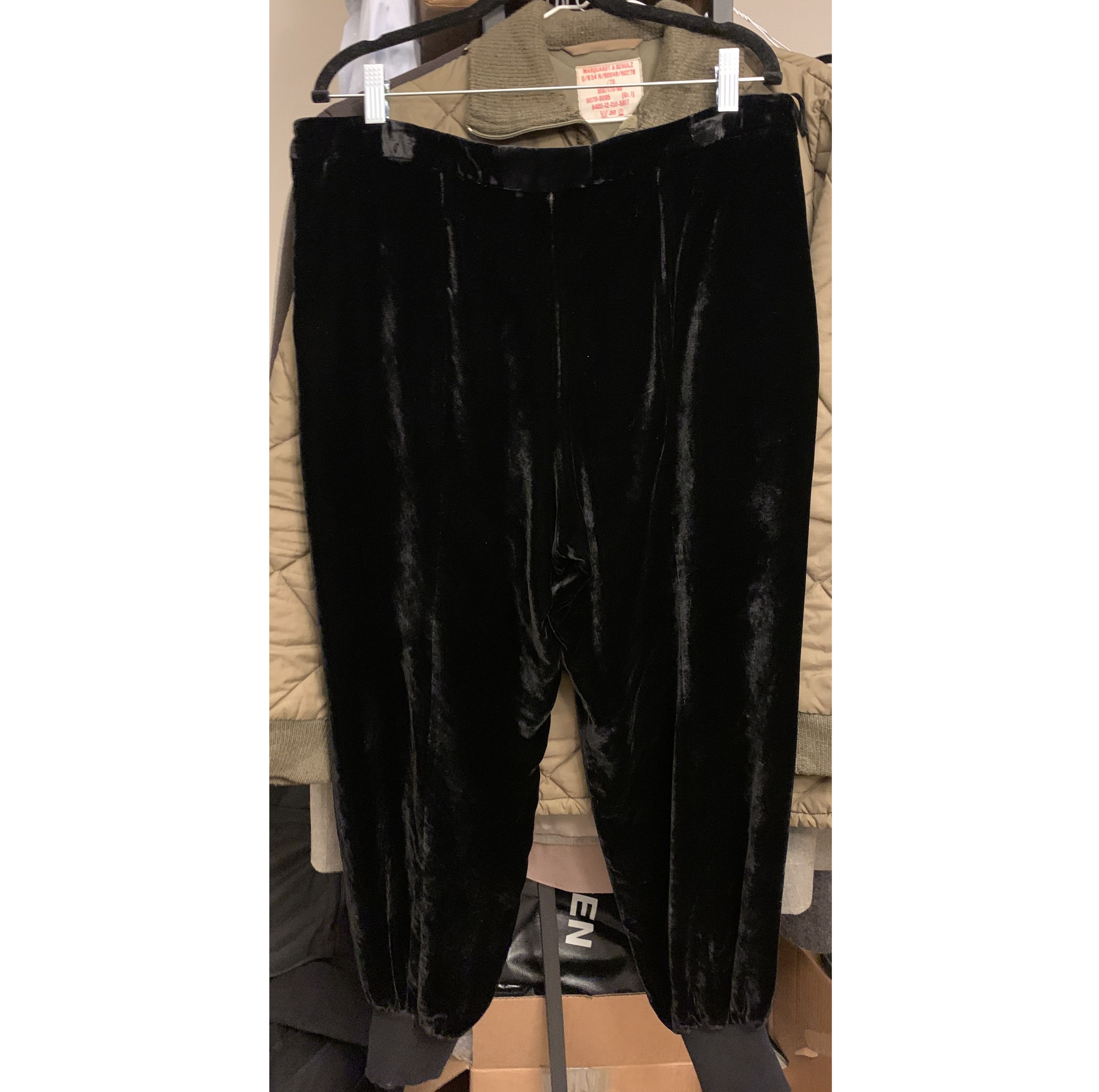 Giorgio Armani Vintage Black Crushed Velvet Silk Viscose Sweatpants Size 36" / US 14 / IT 50 - 1 Thumbnail