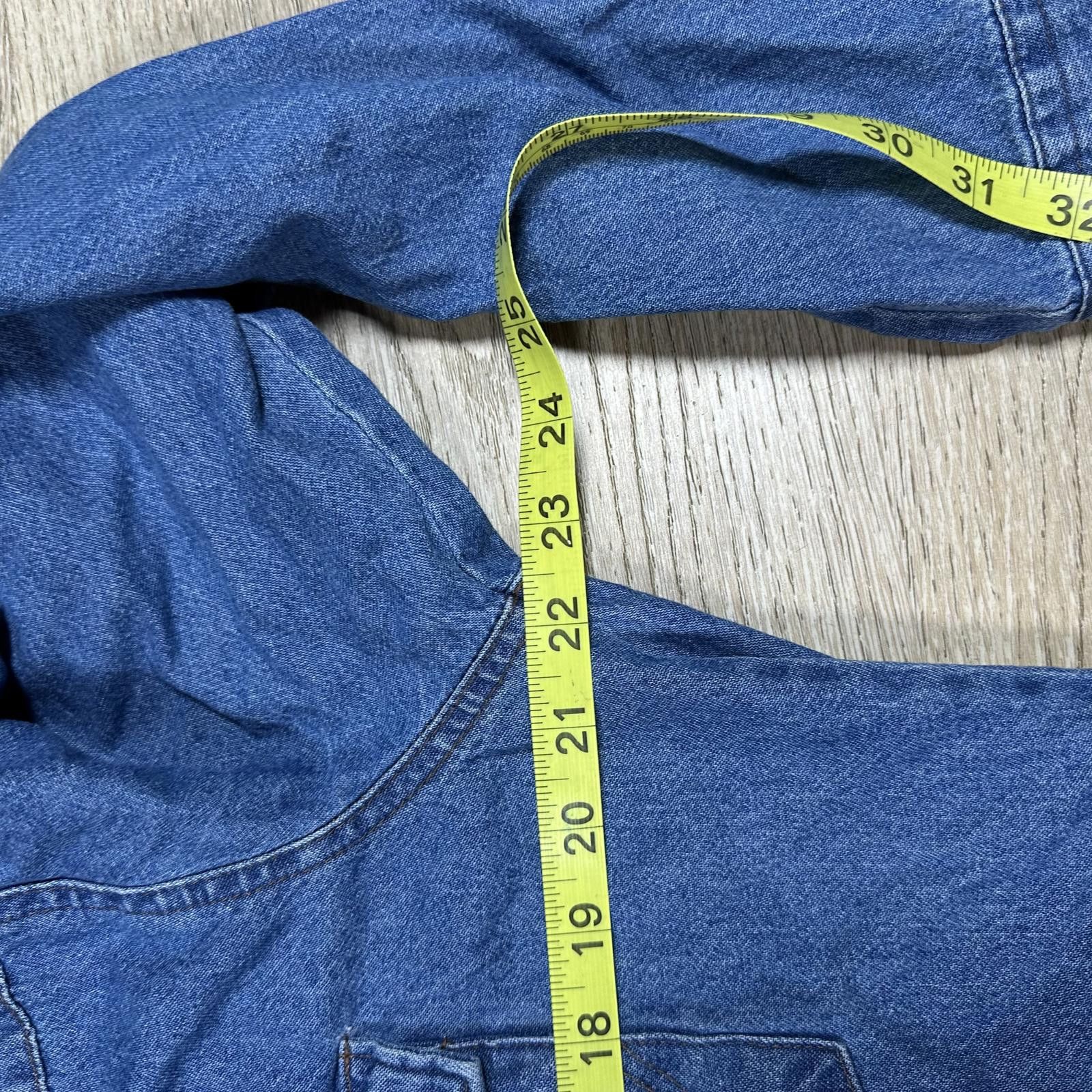 Wrangler Wrangler Mens Denim Shirt Medium Blue Vintage Size US M / EU 48-50 / 2 - 5 Thumbnail