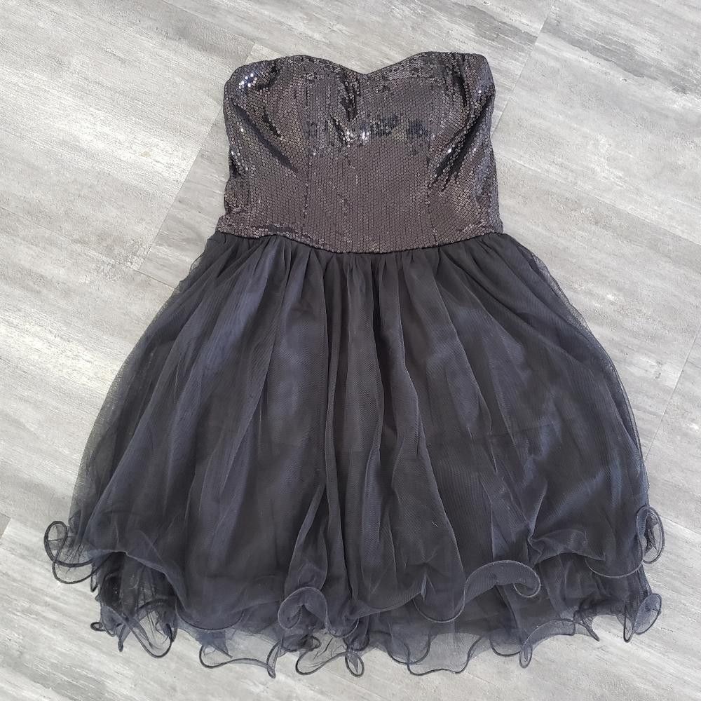 Forever 21 Black Sequined F21 Dressy Tulle Mini Size S / US 4 / IT 40 - 1 Thumbnail