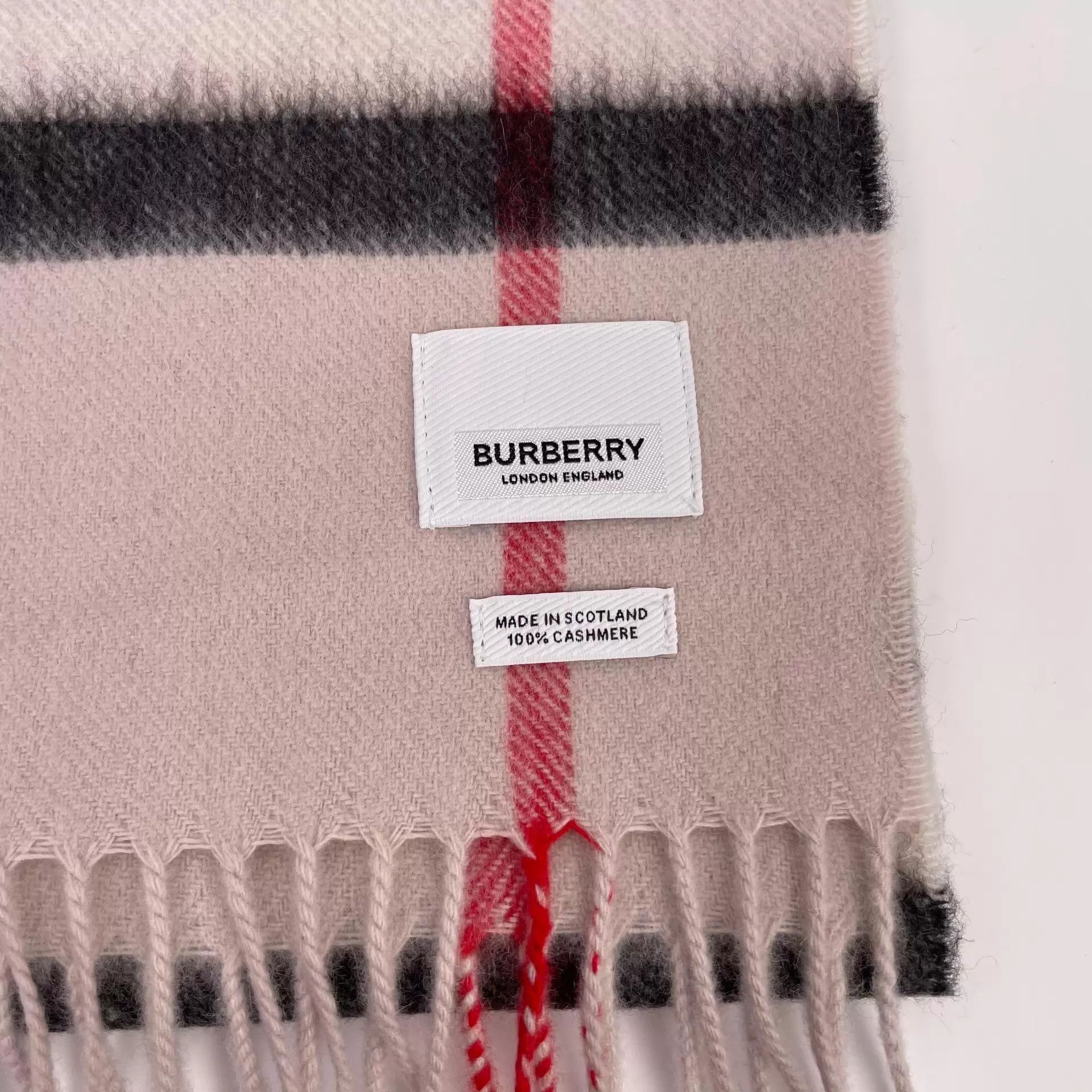 Burberry Burberry Check Scarf 100% Cashmere New W/Box & Tags Size ONE SIZE - 2 Thumbnail