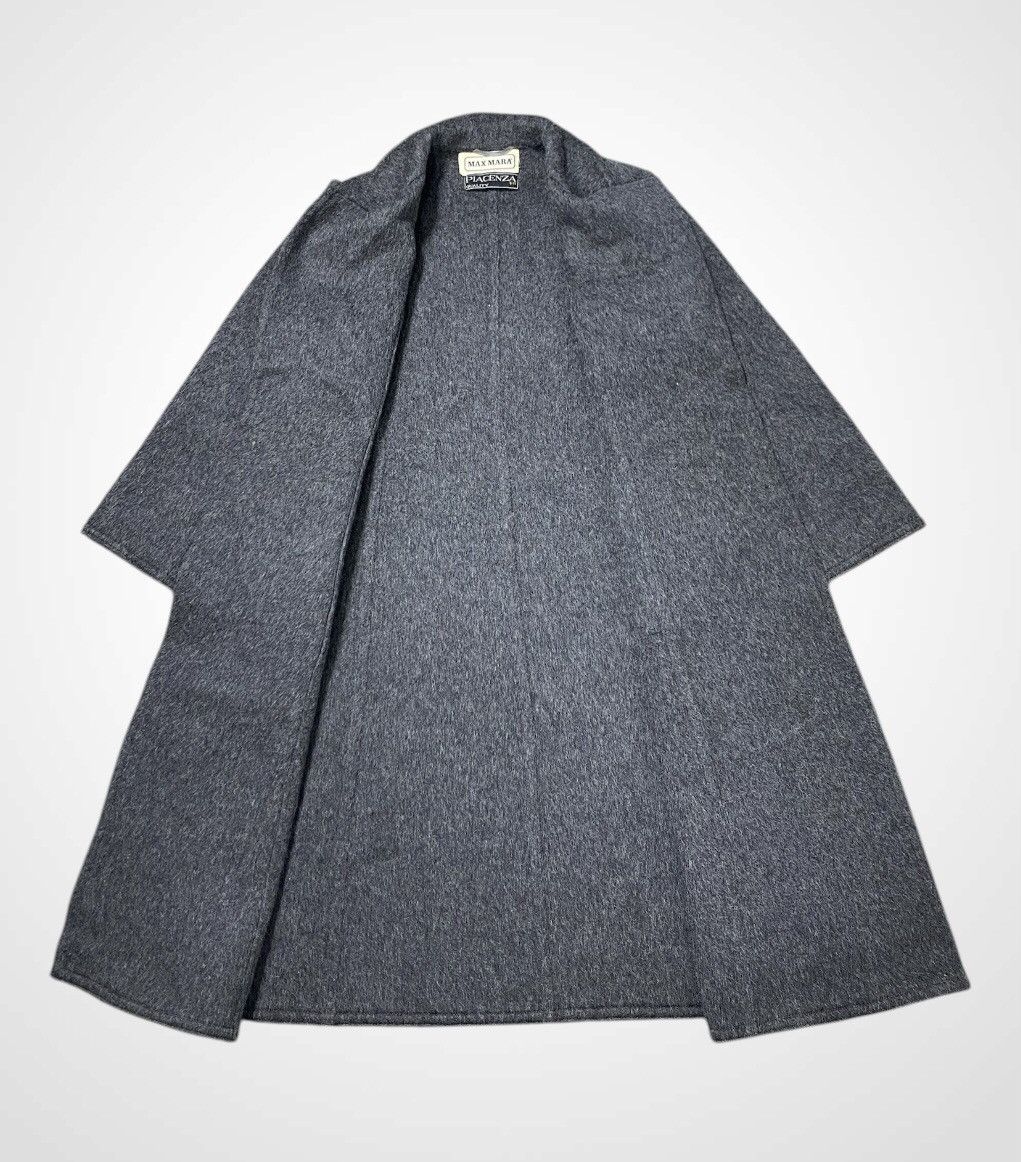 Max Mara A06 Max Mara Smooth Fur Non Buttons Long Jacket Size M / US 6-8 / IT 42-44 - 3 Thumbnail