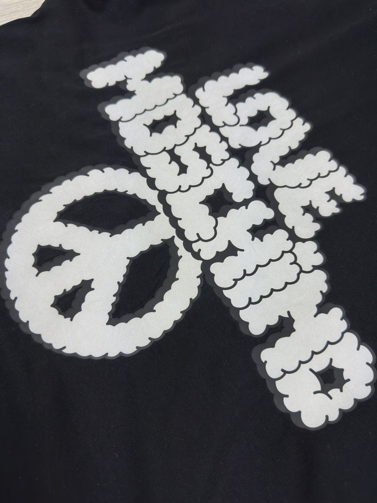 Love Moschino Love Moschino Love Clouds T-Shirt Size M / US 6-8 / IT 42-44 - 6 Thumbnail