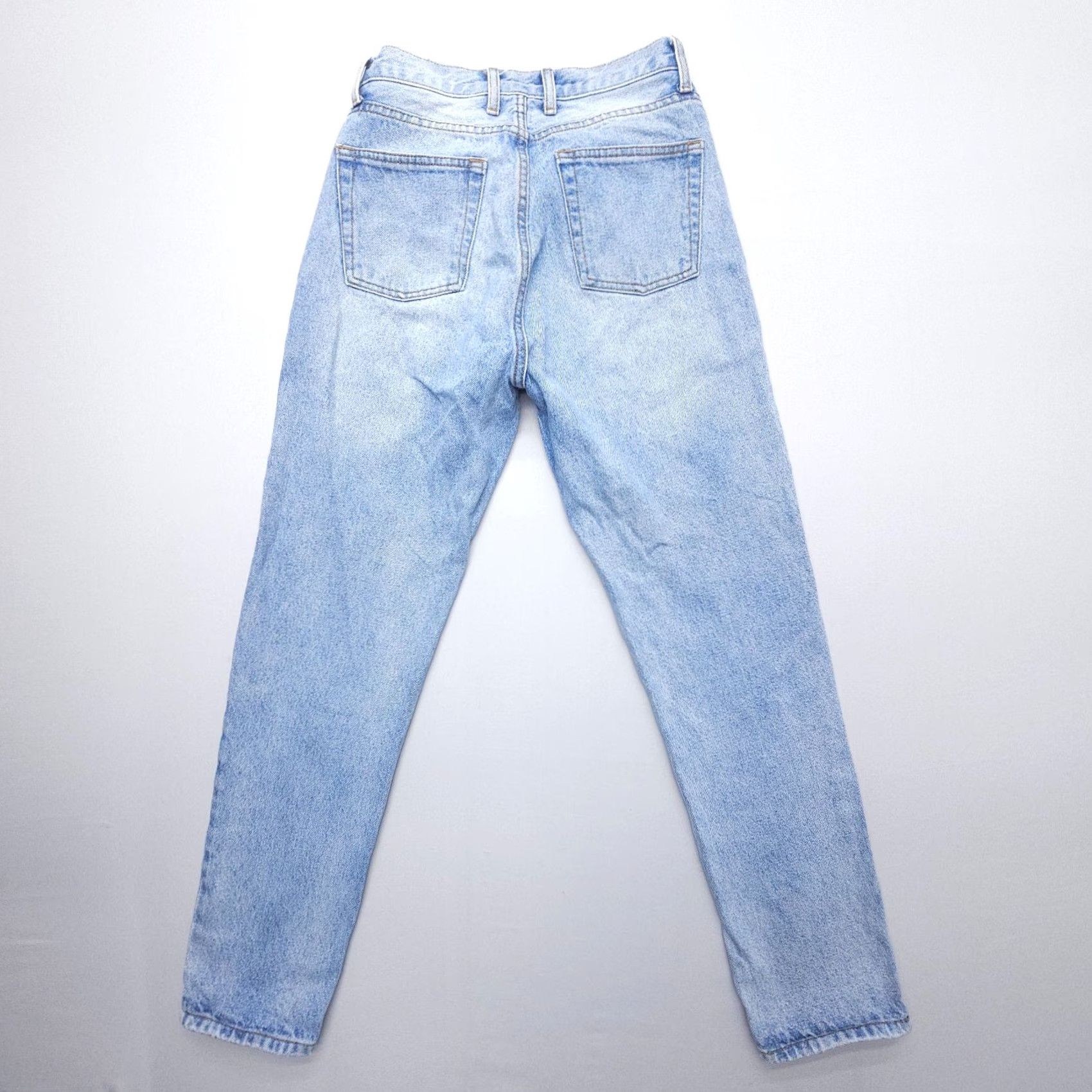 Brandy Melville Brandy Melville John J. Galt High Rise Light Wash Slim Jeans Medium (26 x 28") Jeans Women Slim 5-Pocket Denim Blue City 90s? Size 32" / US 10 / IT 46 - 2 Thumbnail