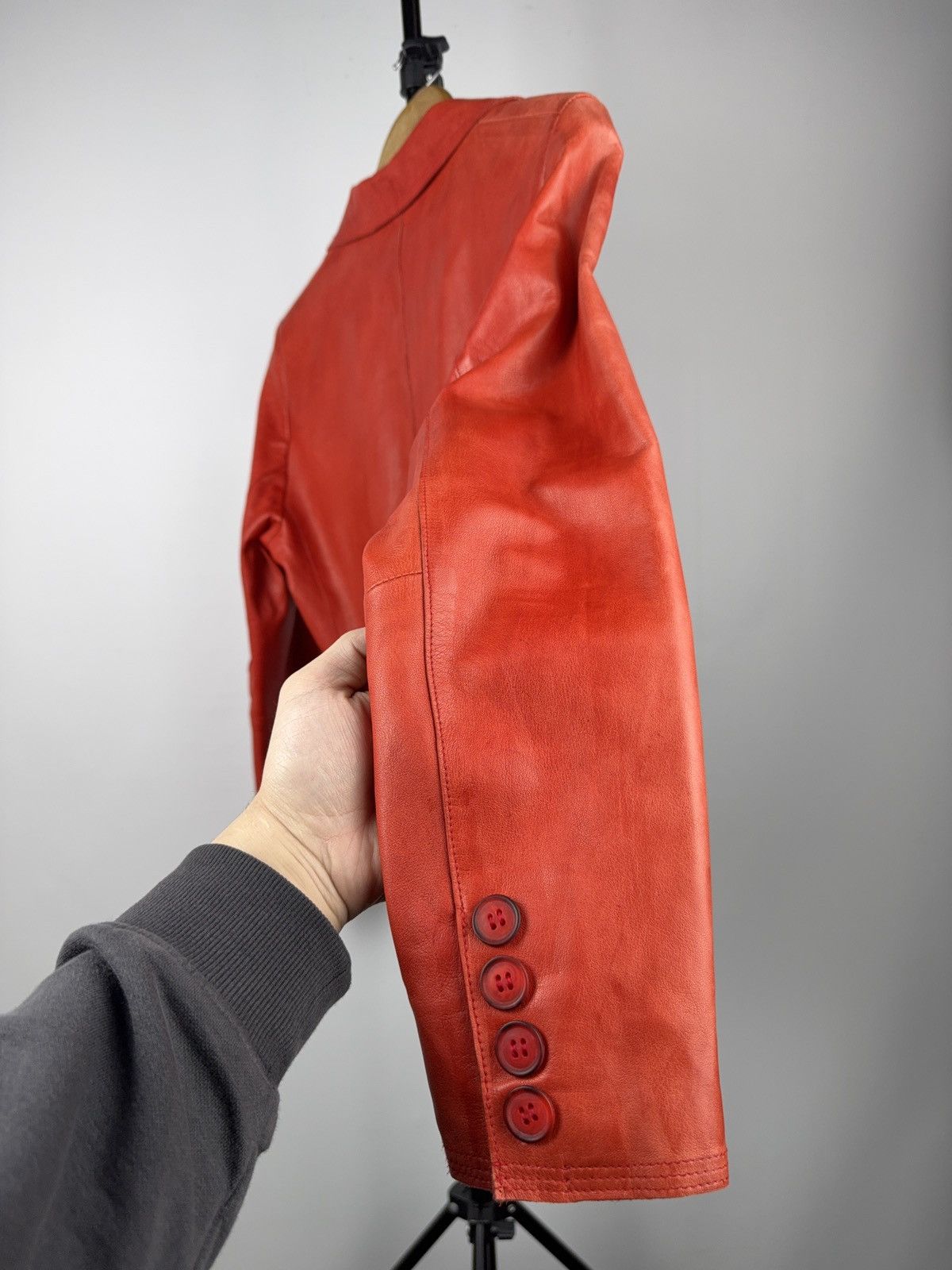 Genuine Leather Vintage Avant Garde Red Leather Blazer Jacket 90s Italian Size S / US 4 / IT 40 - 12 Thumbnail