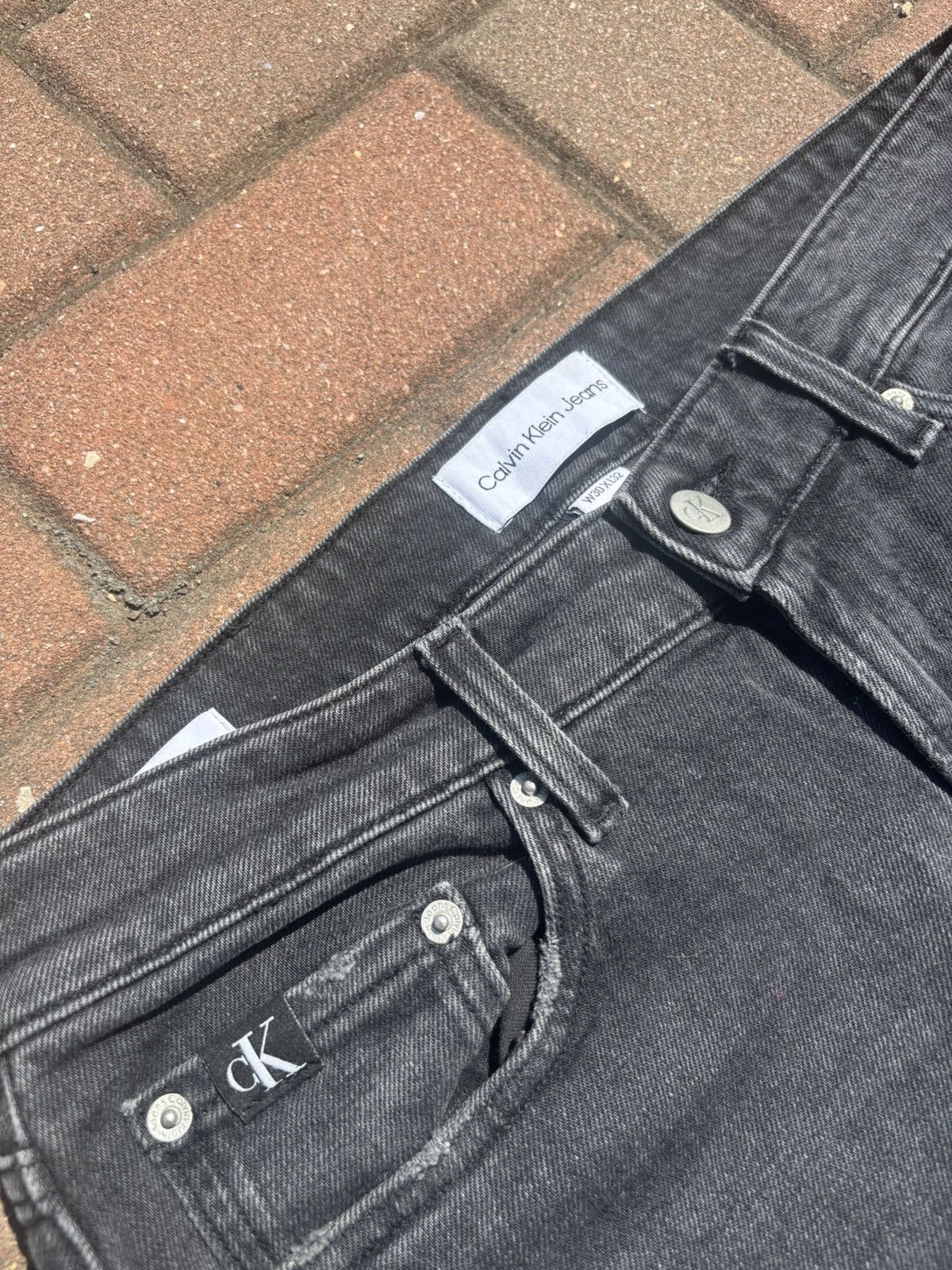 Calvin Klein Calvin Klein Black Washed Denim Jeans – W30 L32 Size US 30 / EU 46 - 4 Thumbnail