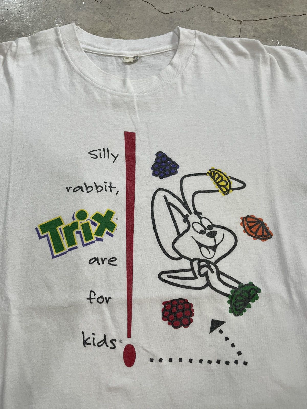 Vintage Vintage 80’s Trix T-shirt Size US L / EU 52-54 / 3 - 2 Thumbnail