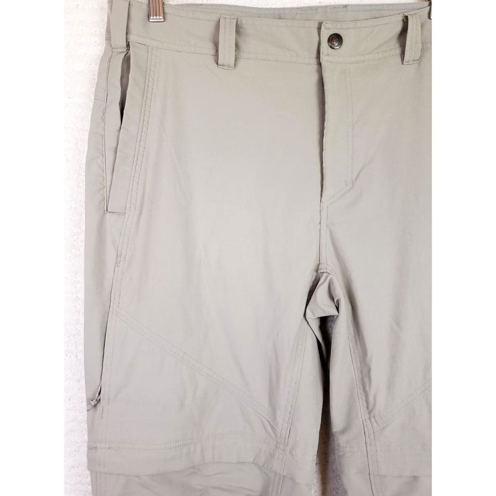 Vintage Columbia Omni Shield Convertible Hiking Pants Tan Khaki 38X32 Mens Regular Nylon Spandex Cargo Pockets Convertible to Shorts Straight Leg Size US 38 / EU 54 - 3 Thumbnail