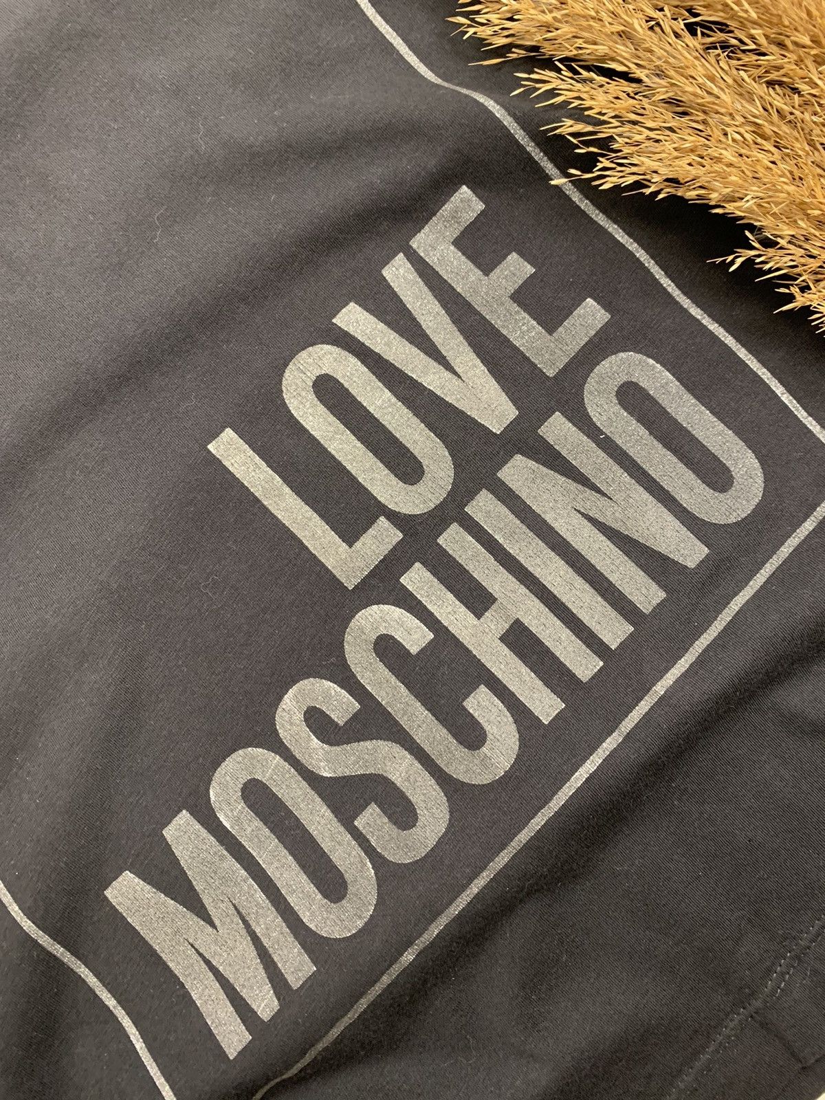 Designer × Moschino × Vintage Vintage Love Moschino Big Logo T-Shirt Size US M / EU 48-50 / 2 - 5 Thumbnail
