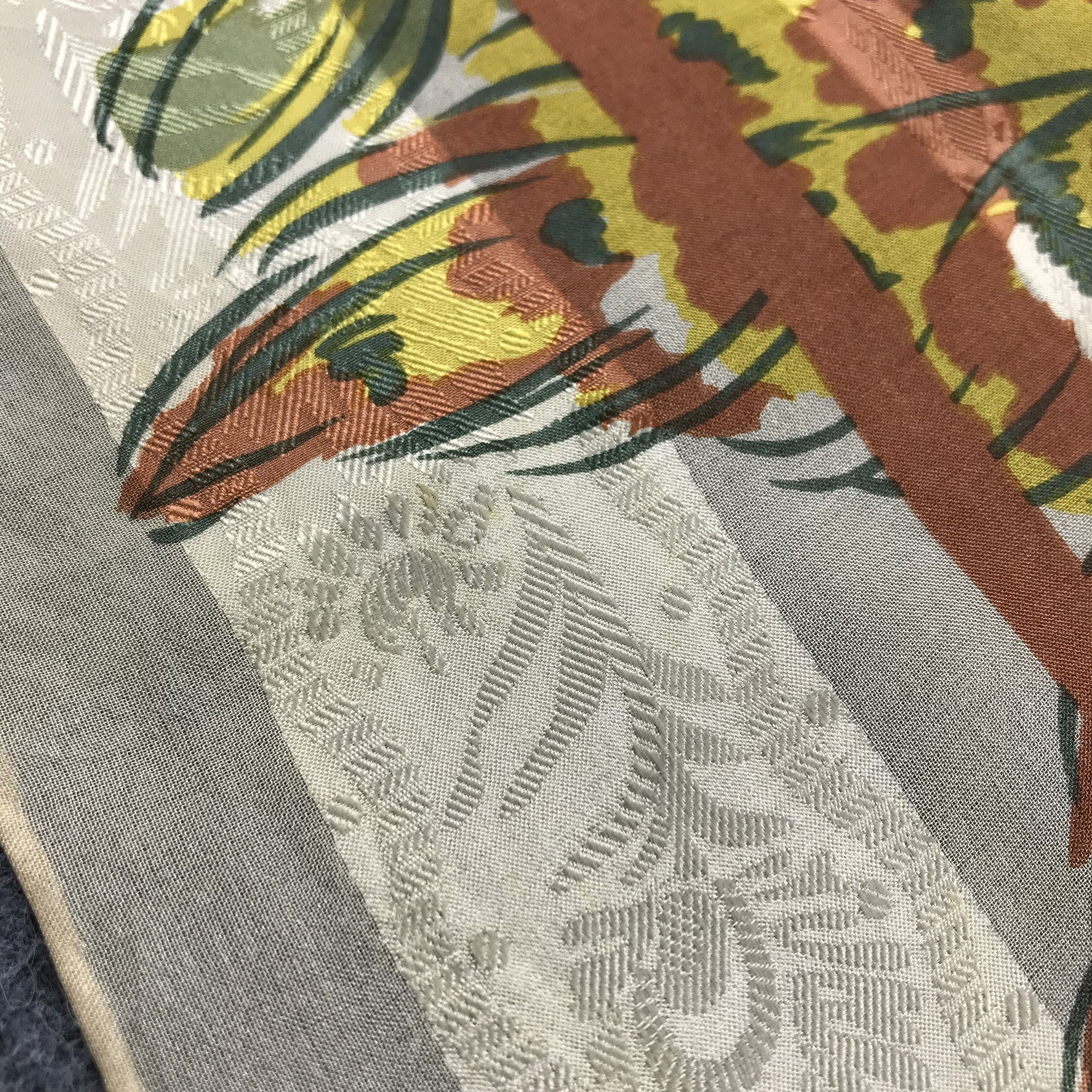 Japanese Brand Yukiko Hanai Silk Scarf M162 Size ONE SIZE - 7 Thumbnail